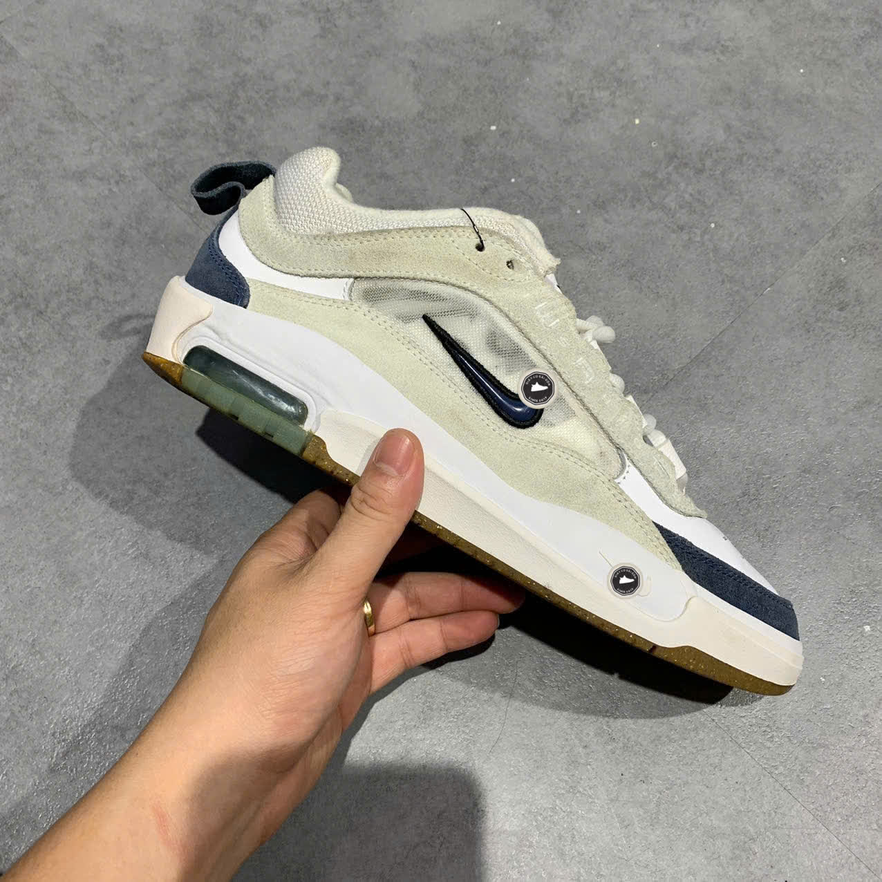 NIKE AIR MAX ISHOD WAIR SB "WHITE NAVY" FB2393-102 SIZE 42 GIÀY 2HAND CHÍNH HÃNG PVN19610