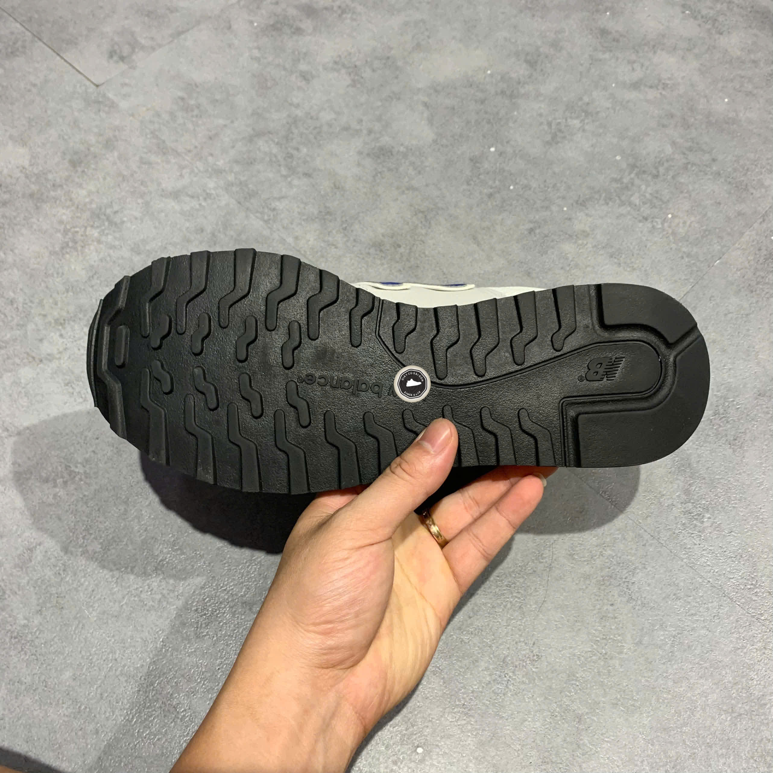 NEW BALANCE GM500MO2 SIZE 42 GIÀY 2HAND CHÍNH HÃNG - PVN19879