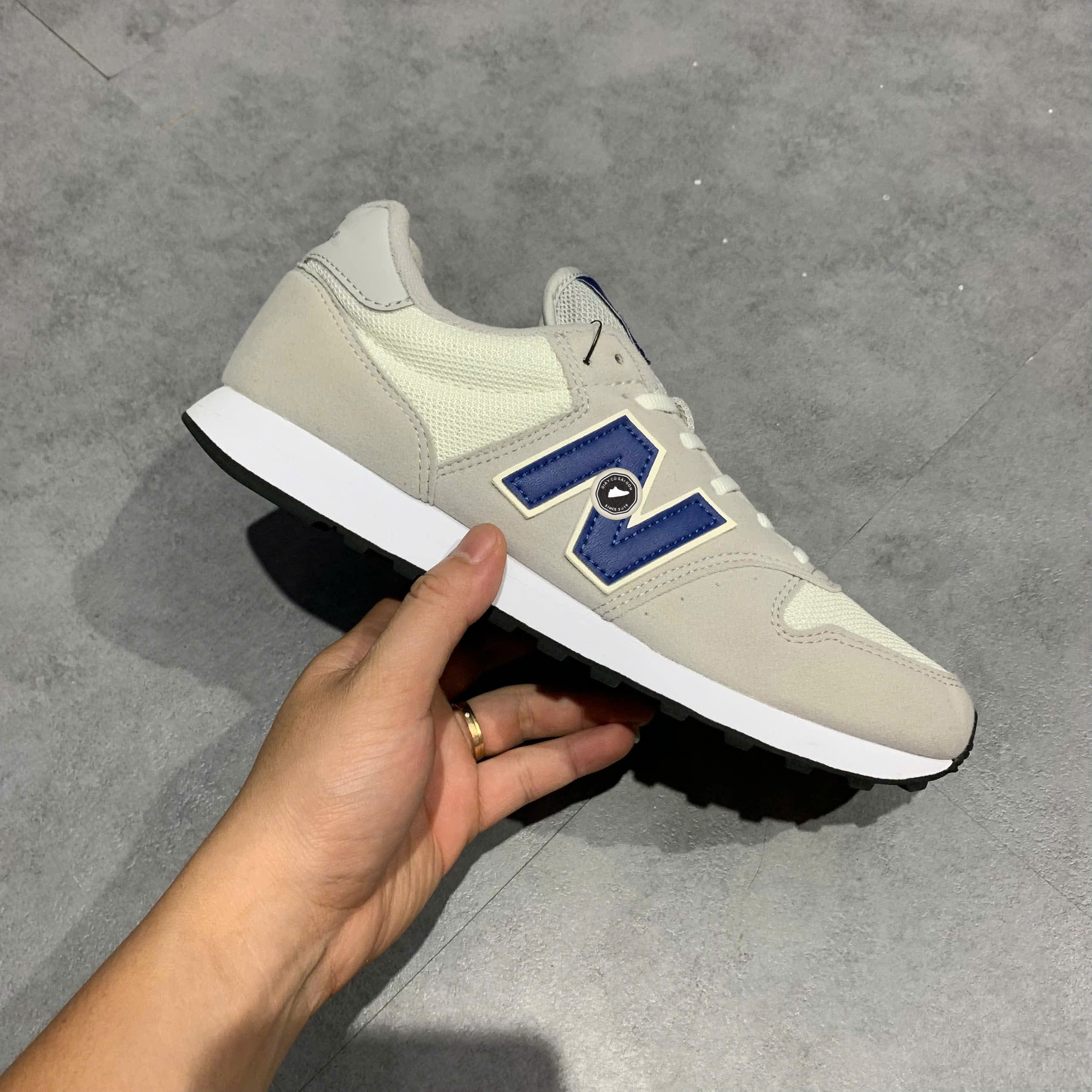 NEW BALANCE GM500MO2 SIZE 42 GIÀY 2HAND CHÍNH HÃNG - PVN19879