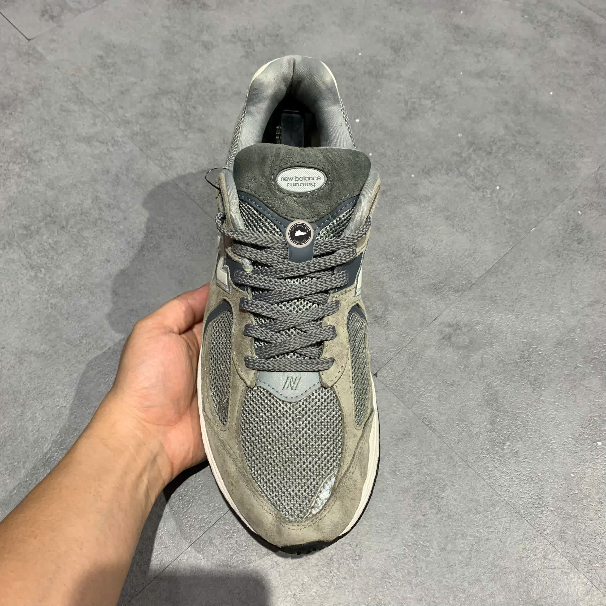 NEW BALANCE 2002R M2002RST SIZE 44 GIÀY 2HAND CHÍNH HÃNG PVN19861