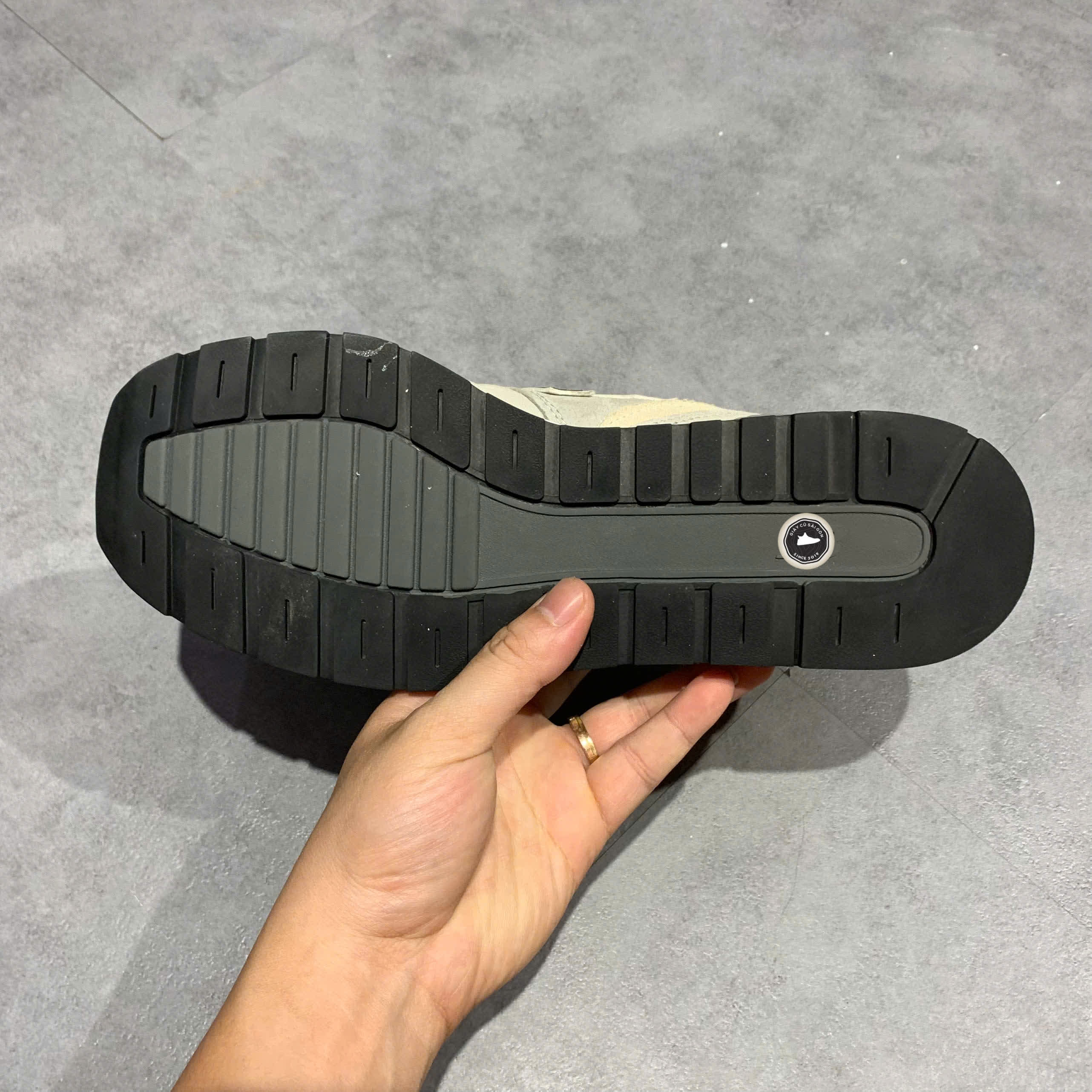 NEW BALANCE 996 CM996BG SIZE 42.5 GIÀY 2HAND CHÍNH HÃNG PVN19848