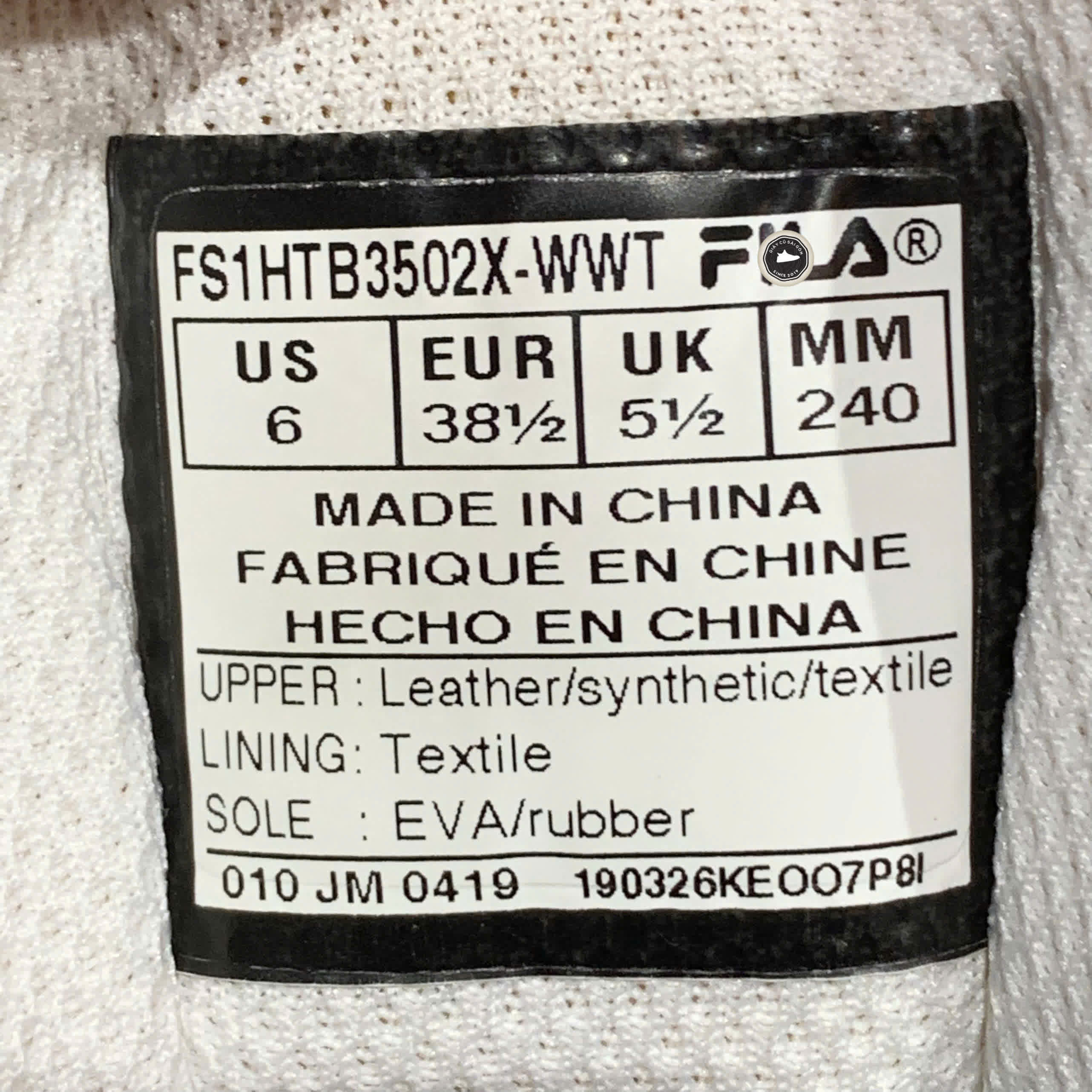 FILA RAY 'WHITE NAVY' FS1SIA3061X-WBK SIZE 38 GIÀY 2HAND CHÍNH HÃNG PVN20250