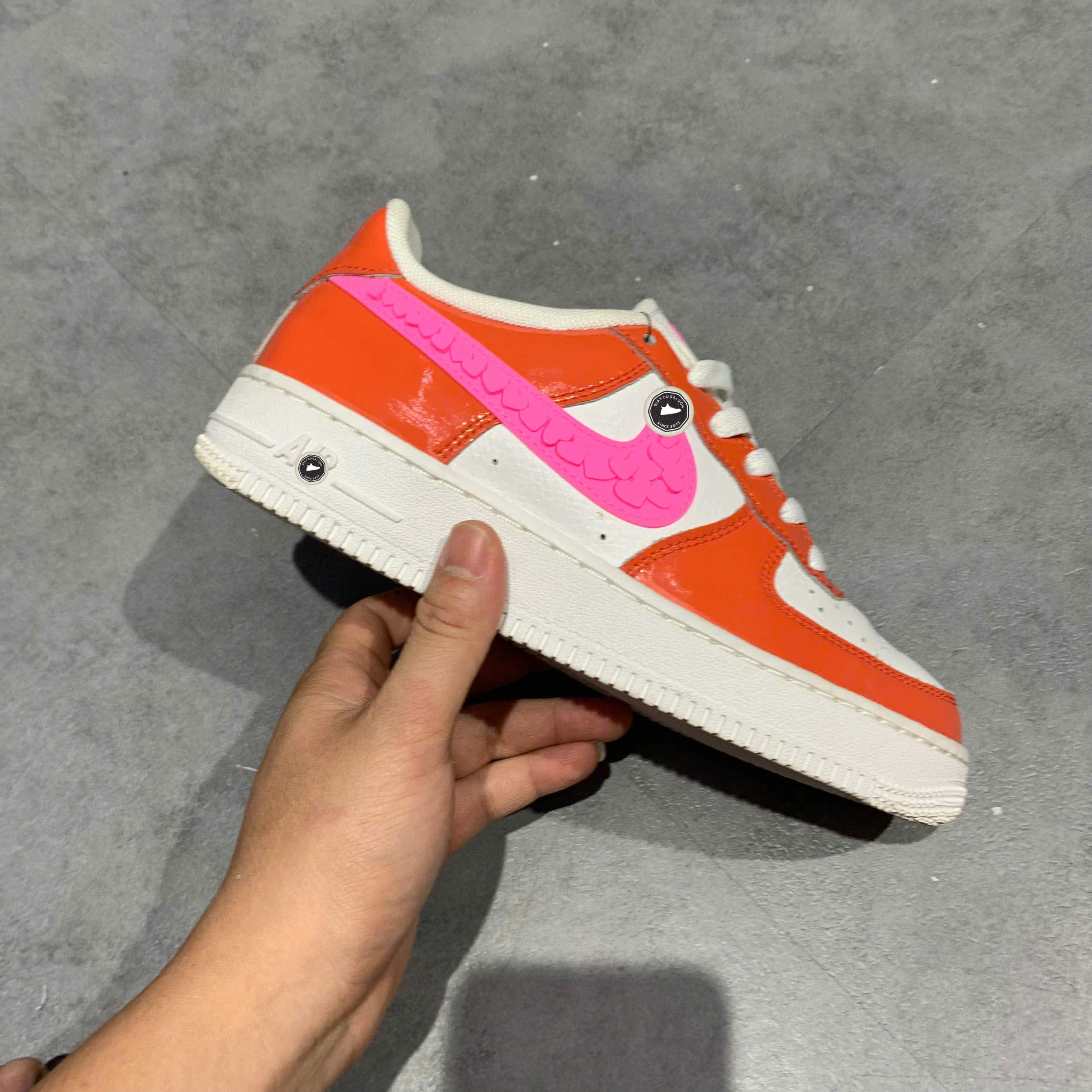 NIKE AIR FORCE 1 LOW VALENTINE’S DAY 2023 FD1031-600 SIZE 36.5 GIÀY 2HAND CHÍNH HÃNG PVN20118