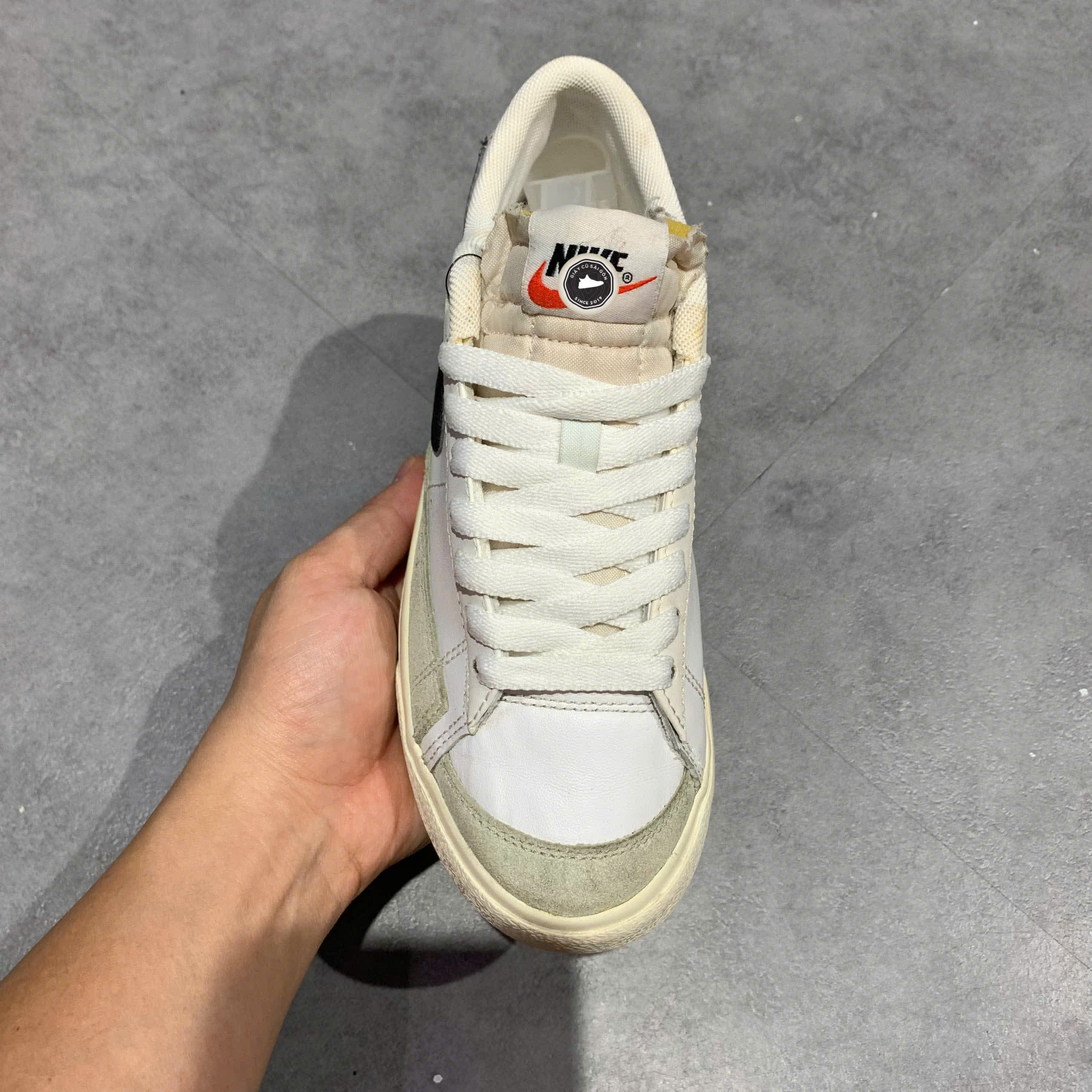 NIKE BLAZER LOW PLATFORM DJ0292-101 – SIZE 36.5 GIÀY 2HAND CHÍNH HÃNG – PVN20135