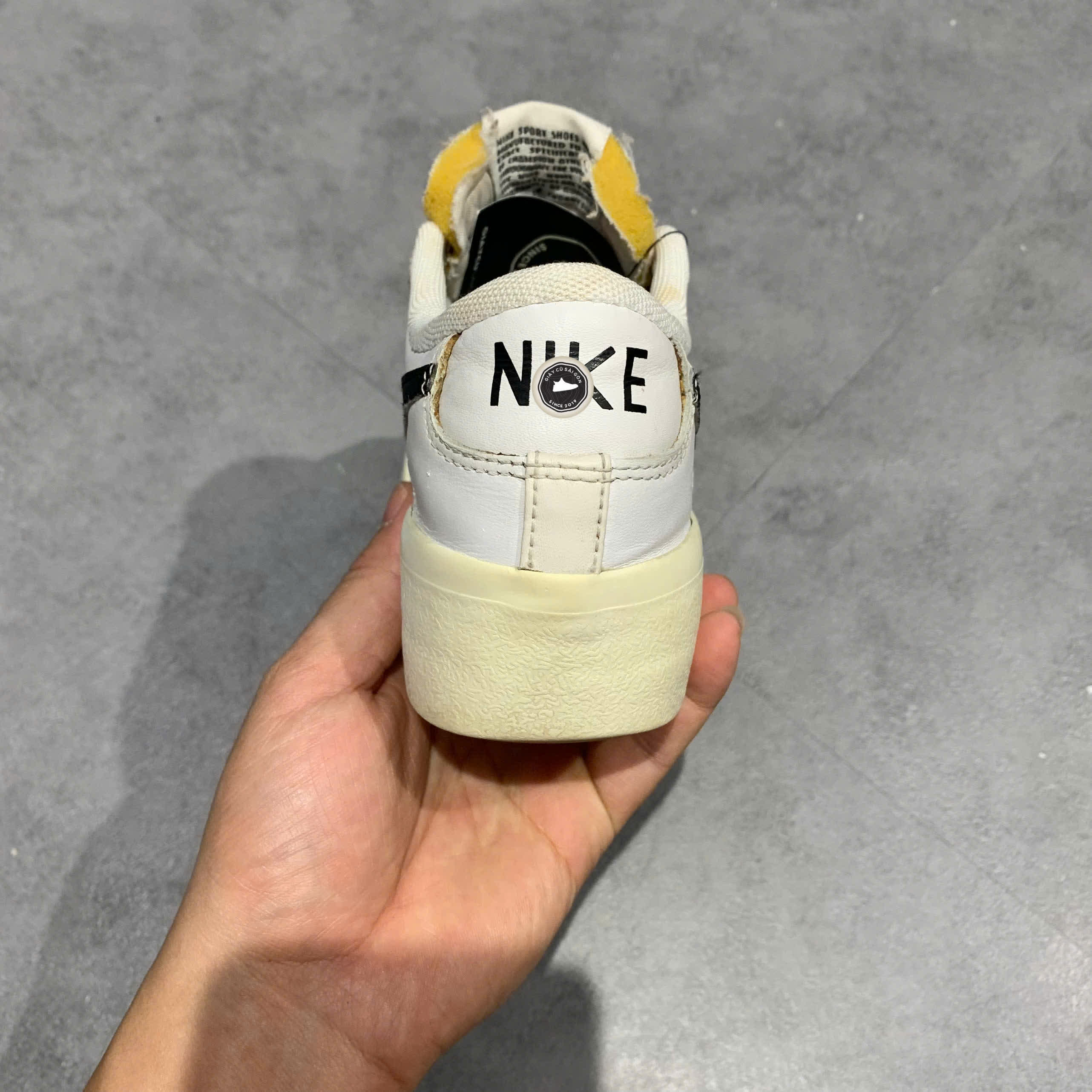 NIKE BLAZER LOW PLATFORM DJ0292-101 – SIZE 36.5 GIÀY 2HAND CHÍNH HÃNG – PVN20135