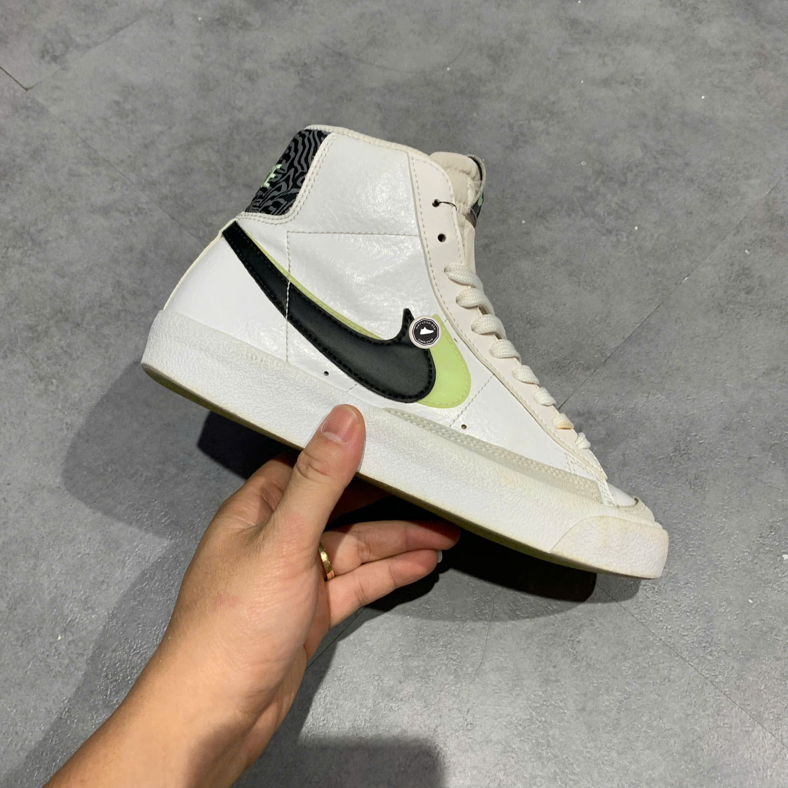 NIKE BLAZER MID ’77 SE DOUBLE SWOOSH DD1847-100 SIZE 37.5 GIÀY 2HAND CHÍNH HÃNG PVN20132