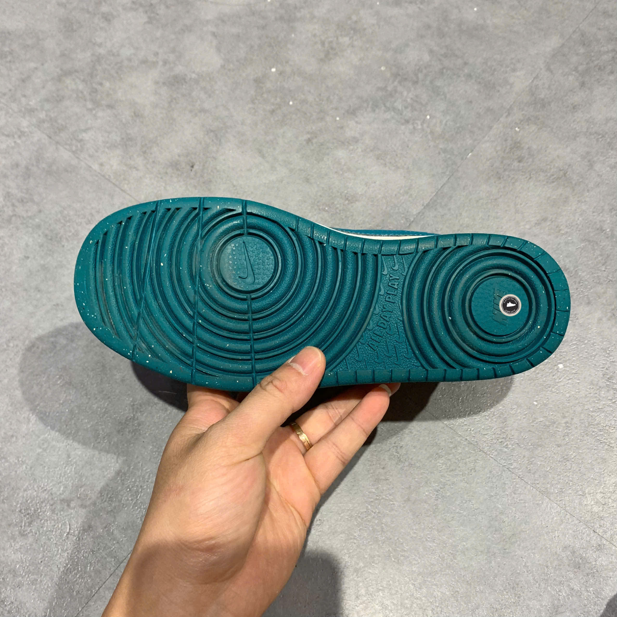 NIKE COURT BOROUGH LOW 2 'PHANTOM BRIGHT SPRUCE' BQ5448-017 – SIZE 36 GIÀY 2HAND CHÍNH HÃNG – PVN20228