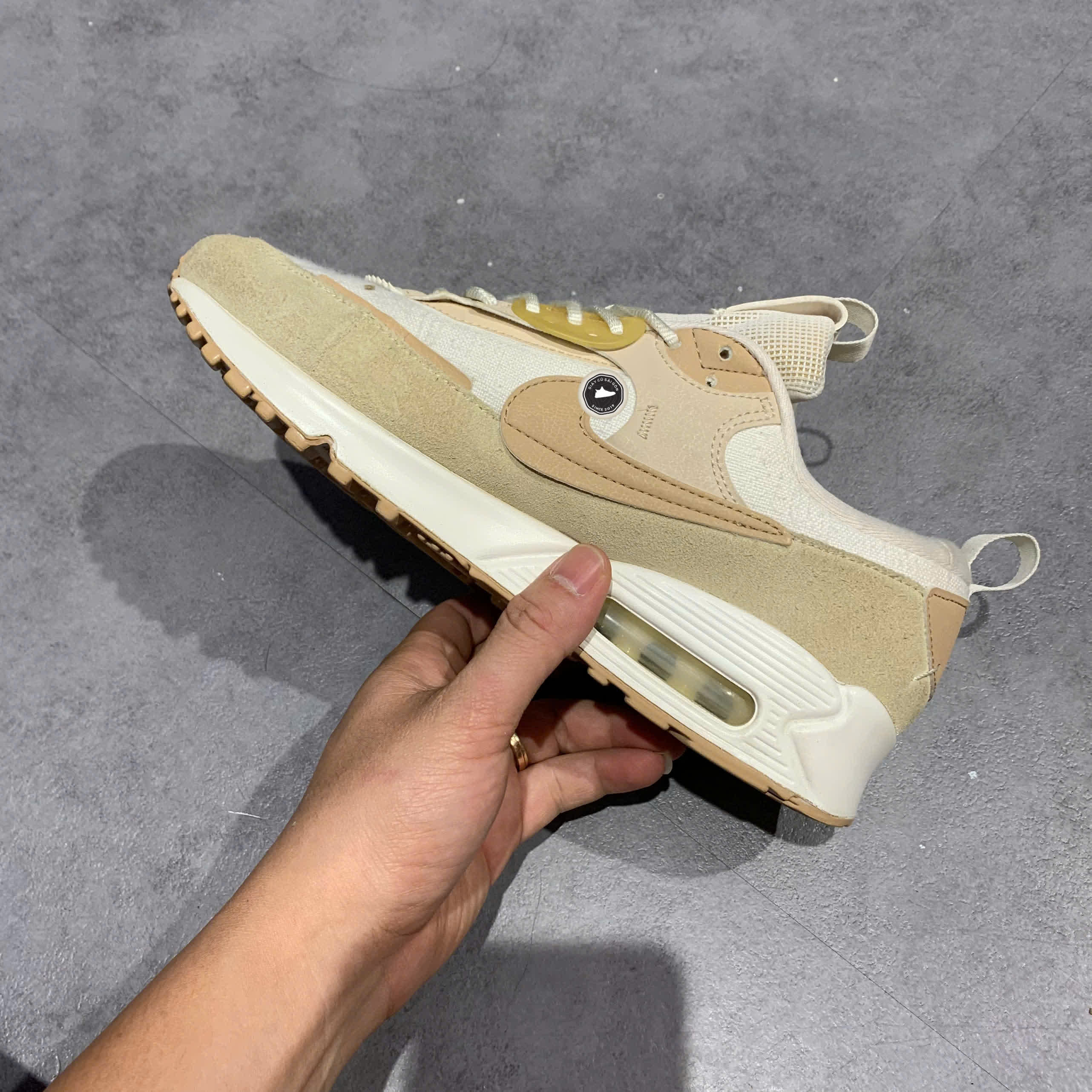 NIKE AIR MAX 90 FUTURA ‘SAIL SAND DRIFT’ DV7190-100 SIZE 39 PVN20235