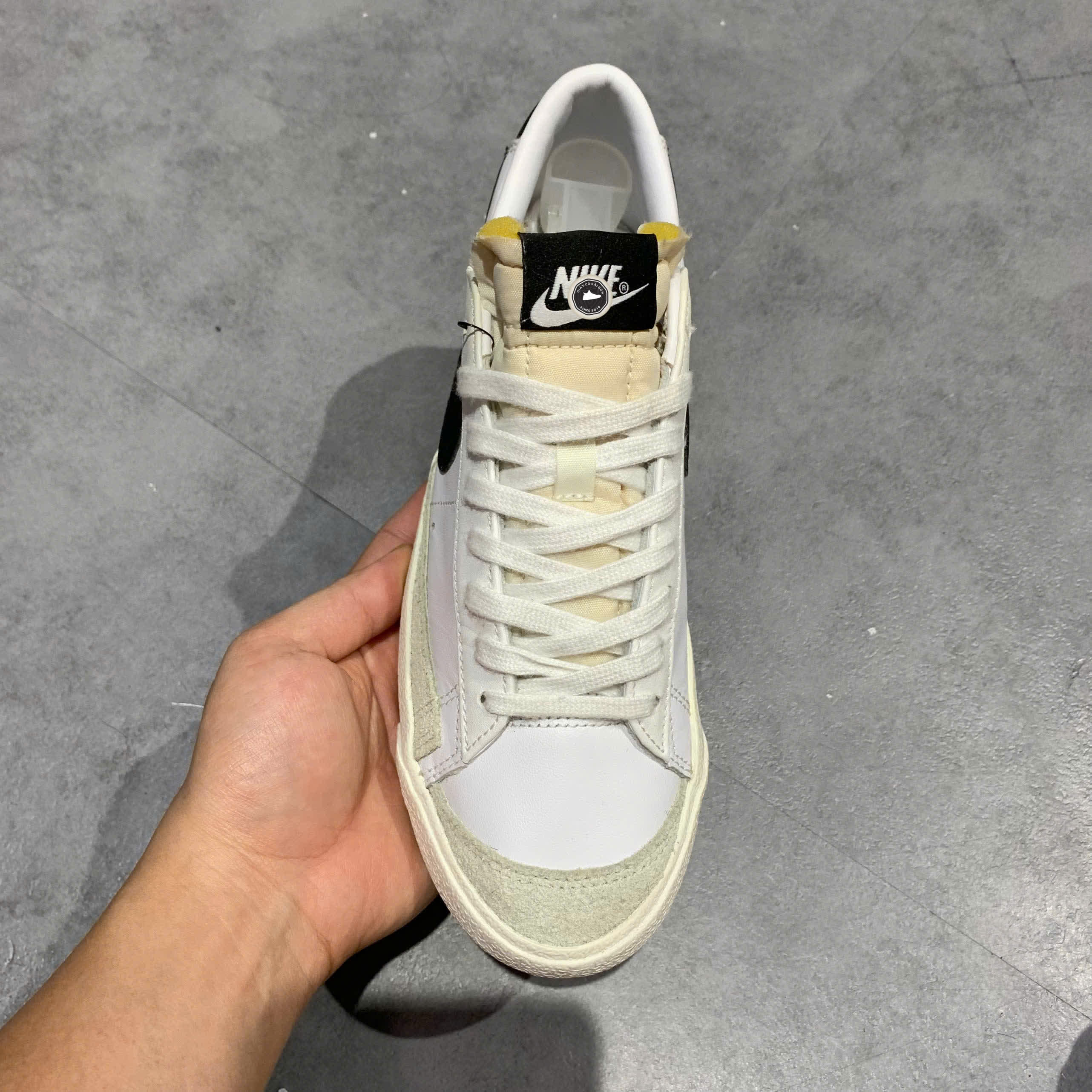 NIKE BLAZER LOW ’77 “WHITE BLACK” DC4769-102 SIZE 38.5 GIÀY 2HAND CHÍNH HÃNG PVN20173