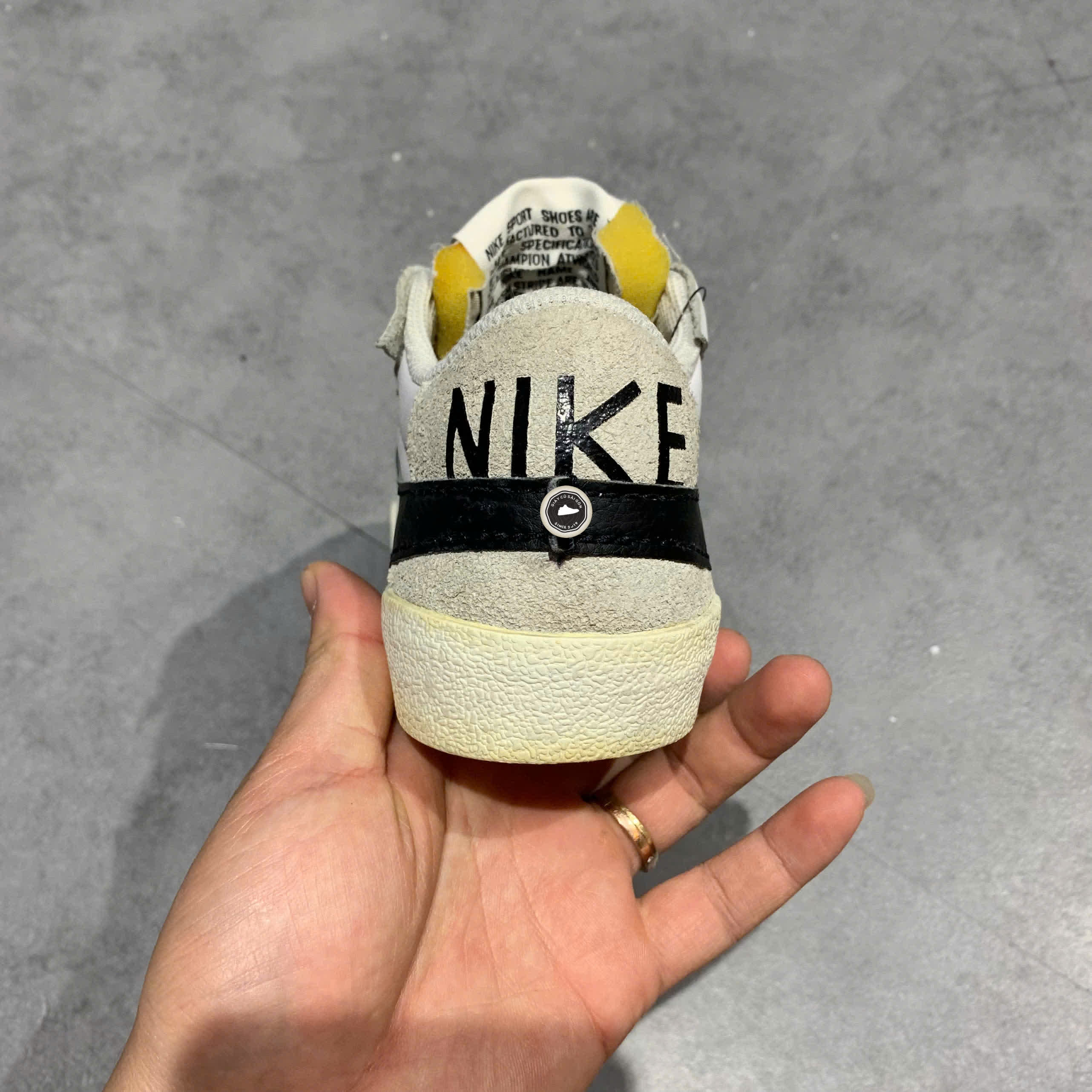 NIKE BLAZER LOW ’77 JUMBO “WHITE BLACK SAIL” DQ1470-101 SIZE 37.5 GIÀY 2HAND CHÍNH HÃNG PVN20188