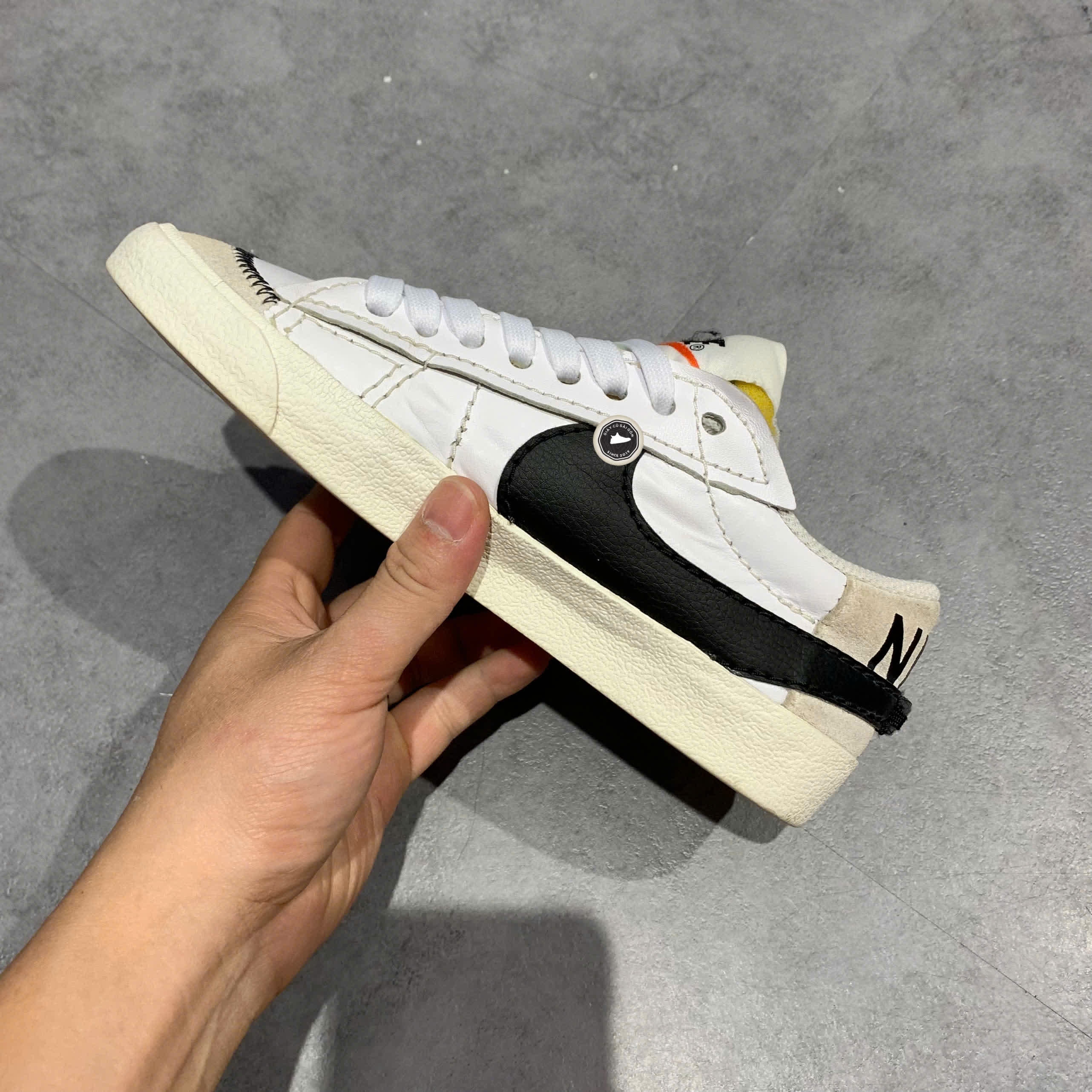 NIKE BLAZER LOW 77 JUMBO DQ1470-101 SIZE 36.5 GIÀY 2HAND CHÍNH HÃNG PVN20198