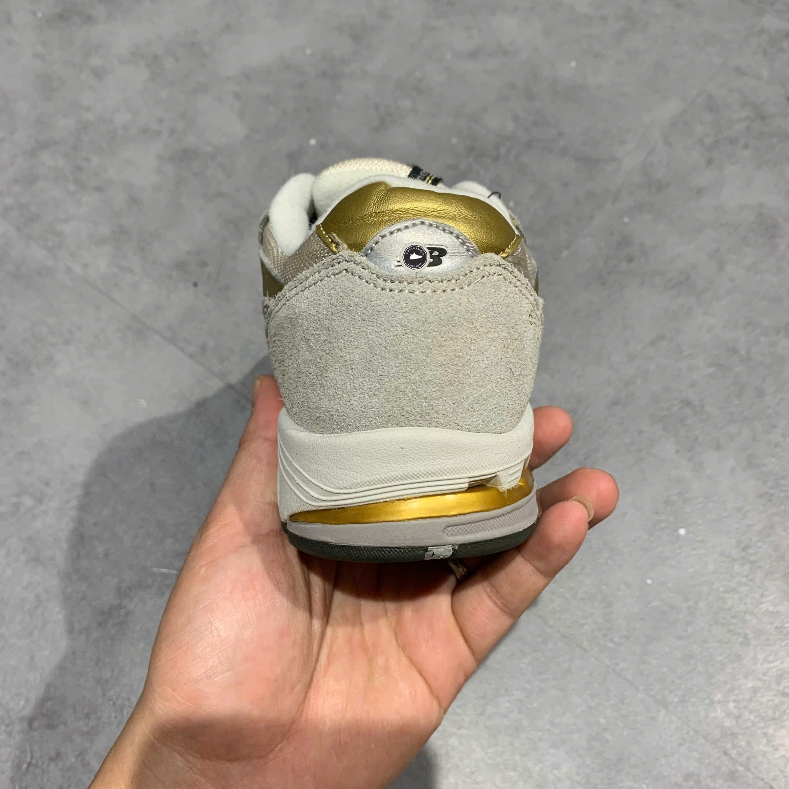 NEW BALANCE 880 WW880MY SIZE 37.5 GIÀY 2HAND CHÍNH HÃNG PVN20164