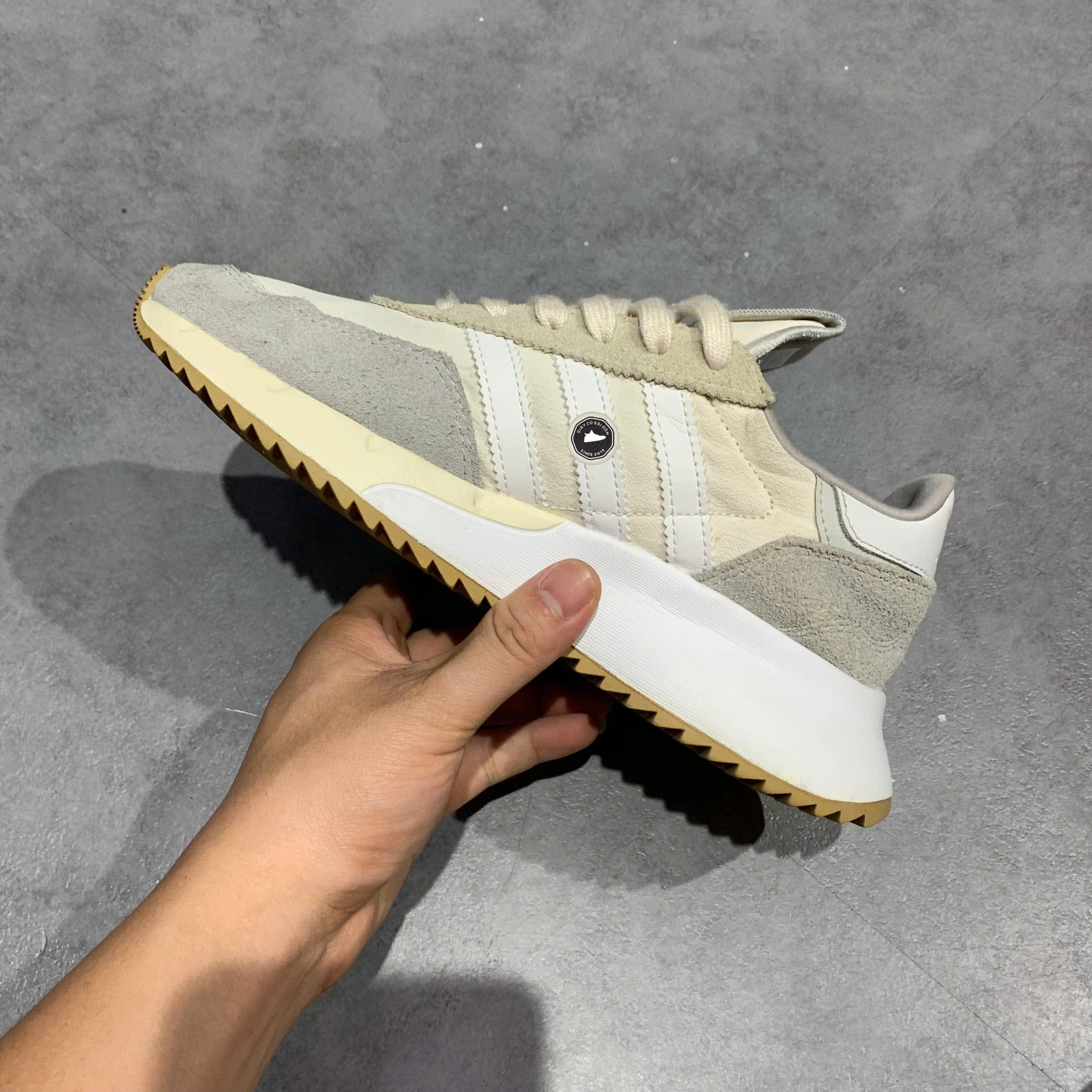 ADIDAS RETROPY F2 ‘WHITE LIGHT PURPLE’ GW8275 SIZE 37 GIÀY 2HAND CHÍNH HÃNG PVN20242