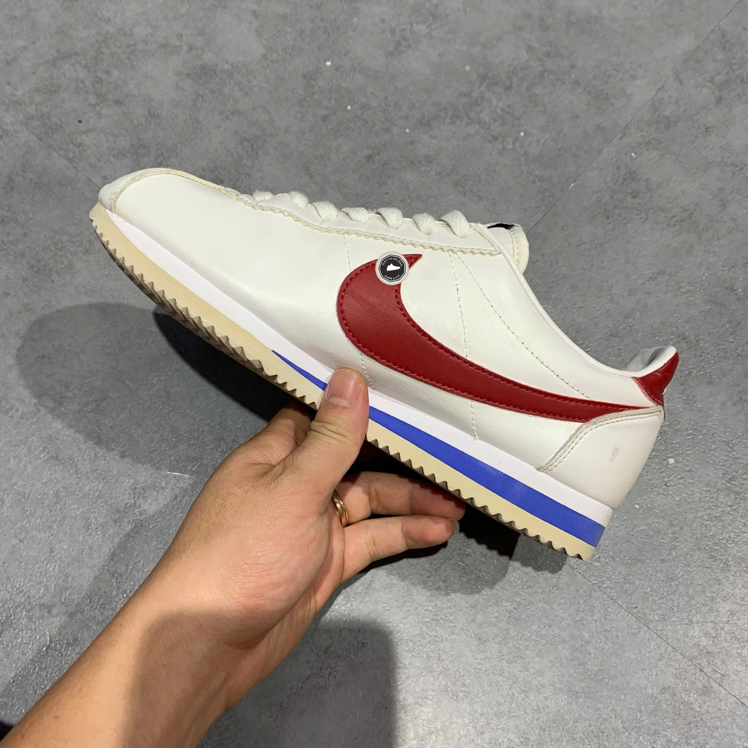 NIKE CLASSIC CORTEZ ‘WHITE RED ROYAL’ 807471-103 SIZE 39 GIÀY 2HAND CHÍNH HÃNG PVN20169