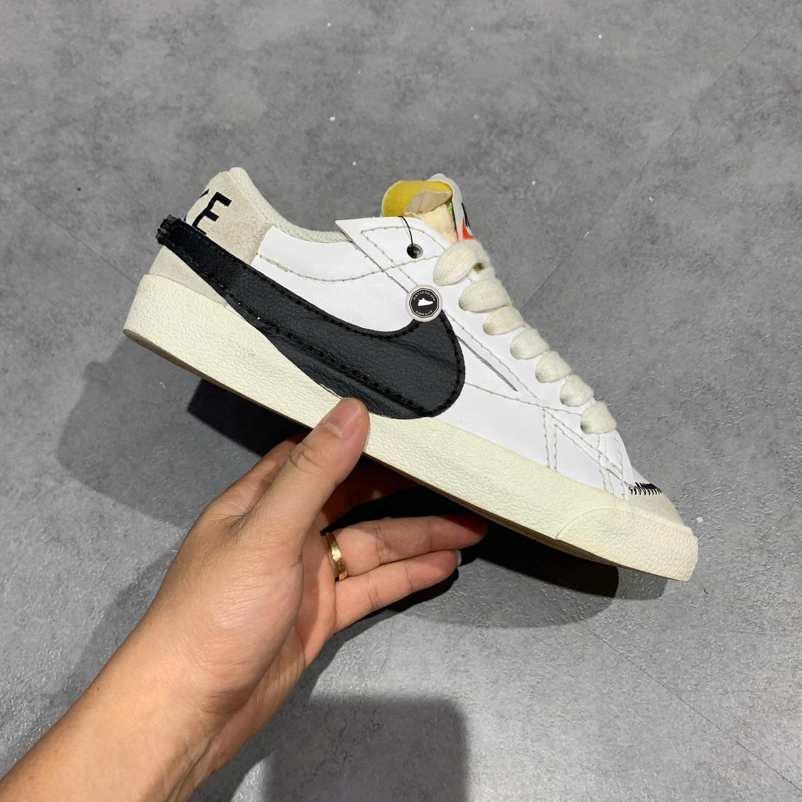 NIKE BLAZER LOW ′77 JUMBO DQ1470-101 SIZE 38 GIÀY 2HAND CHÍNH HÃNG PVN20258