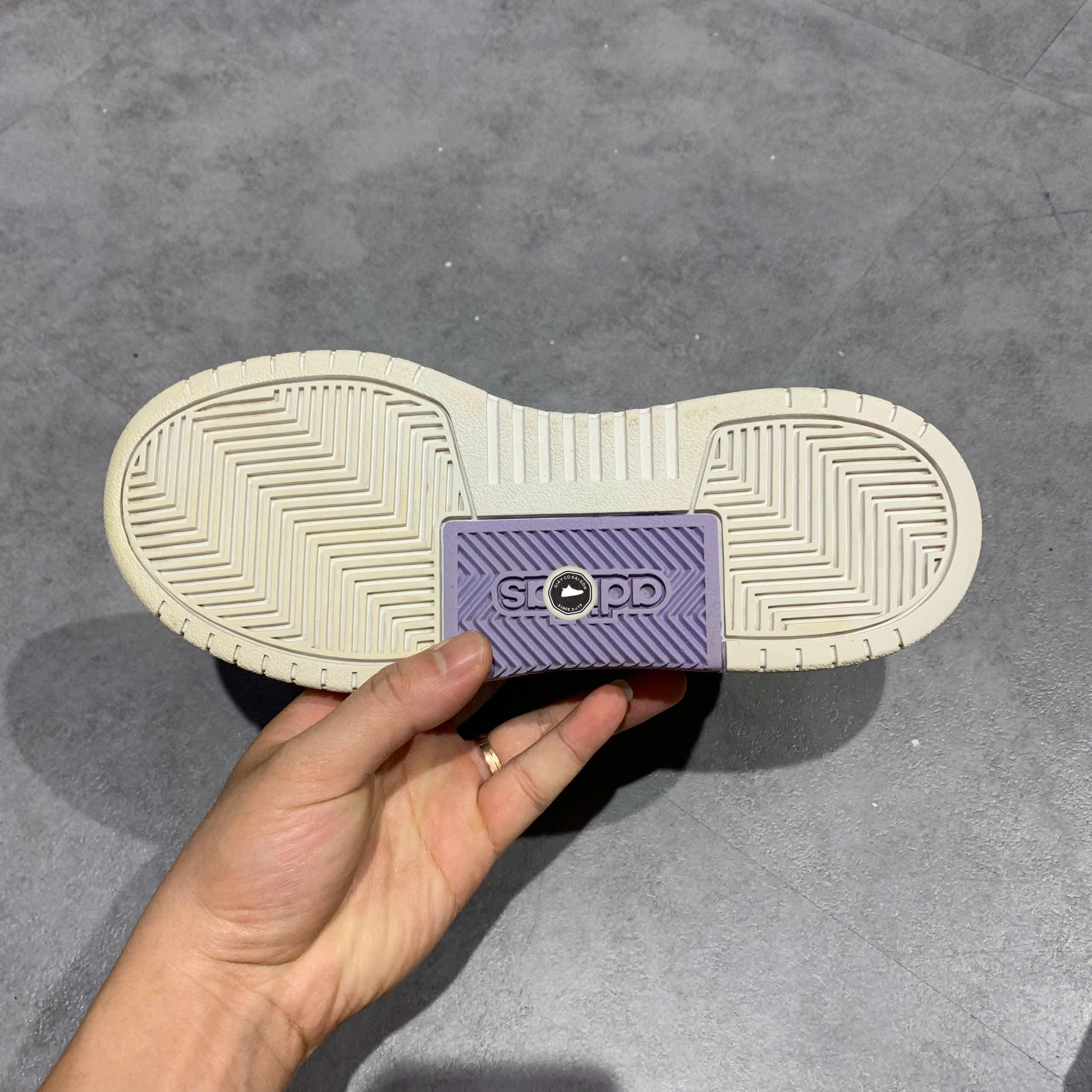 ADIDAS FORUM LOW GZ4880 SIZE 38 2/3 – GIÀY 2HAND CHÍNH HÃNG – PVN20226