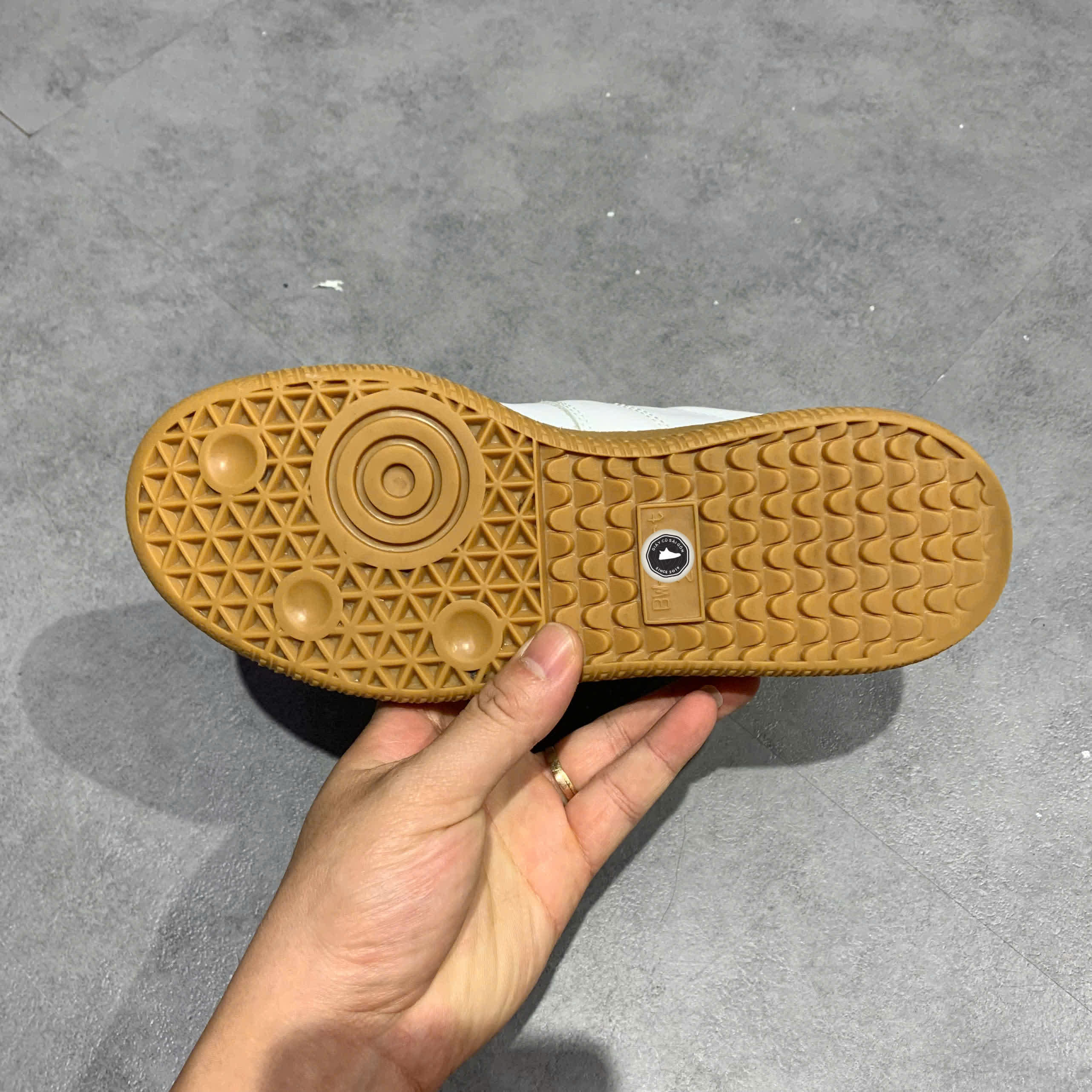 ADIDAS BW ARMY FOOTWEAR WHITE BZ0579 SIZE 36 2/3 GIÀY 2HAND CHÍNH HÃNG PVN20186