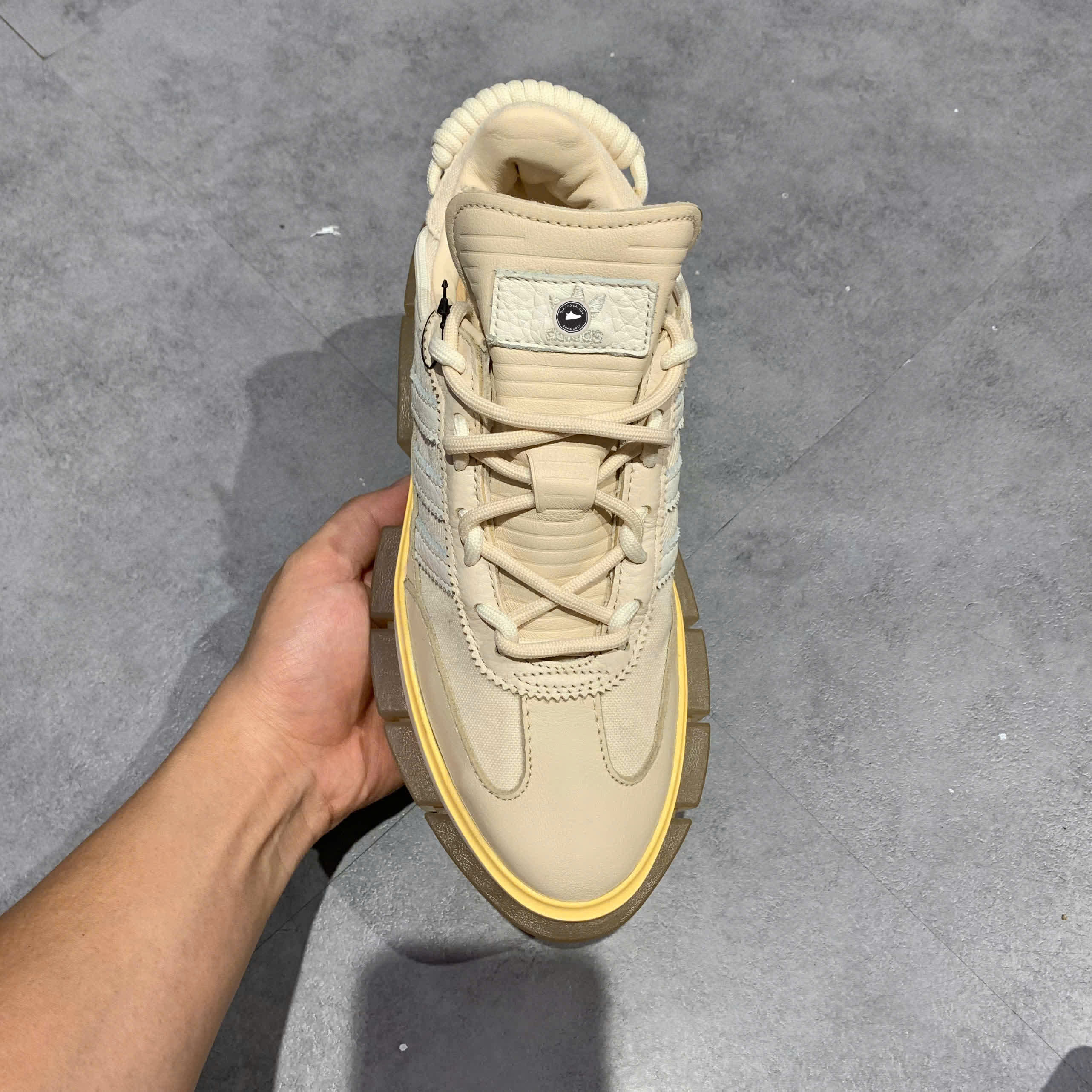 ADIDAS IVY PARK PYV702001 SIZE 38⅔ 20252 GIÀY 2HAND CHÍNH HÃNG PVN20252