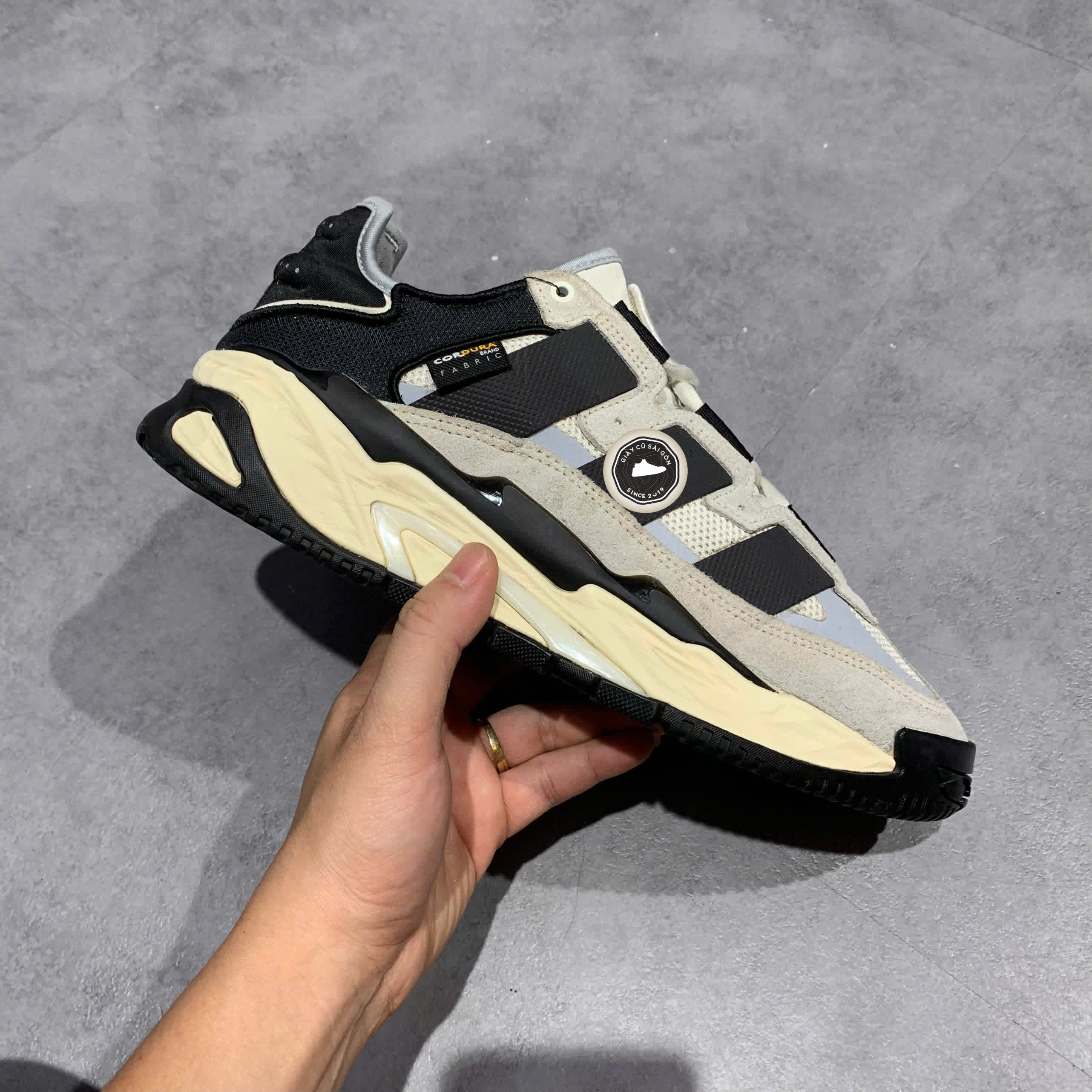 ADIDAS NITEBALL “ORBIT GREY / CORE BLACK / CREAM WHITE” GX4729 SIZE 42⅔ GIÀY 2HAND CHÍNH HÃNG PVN20032