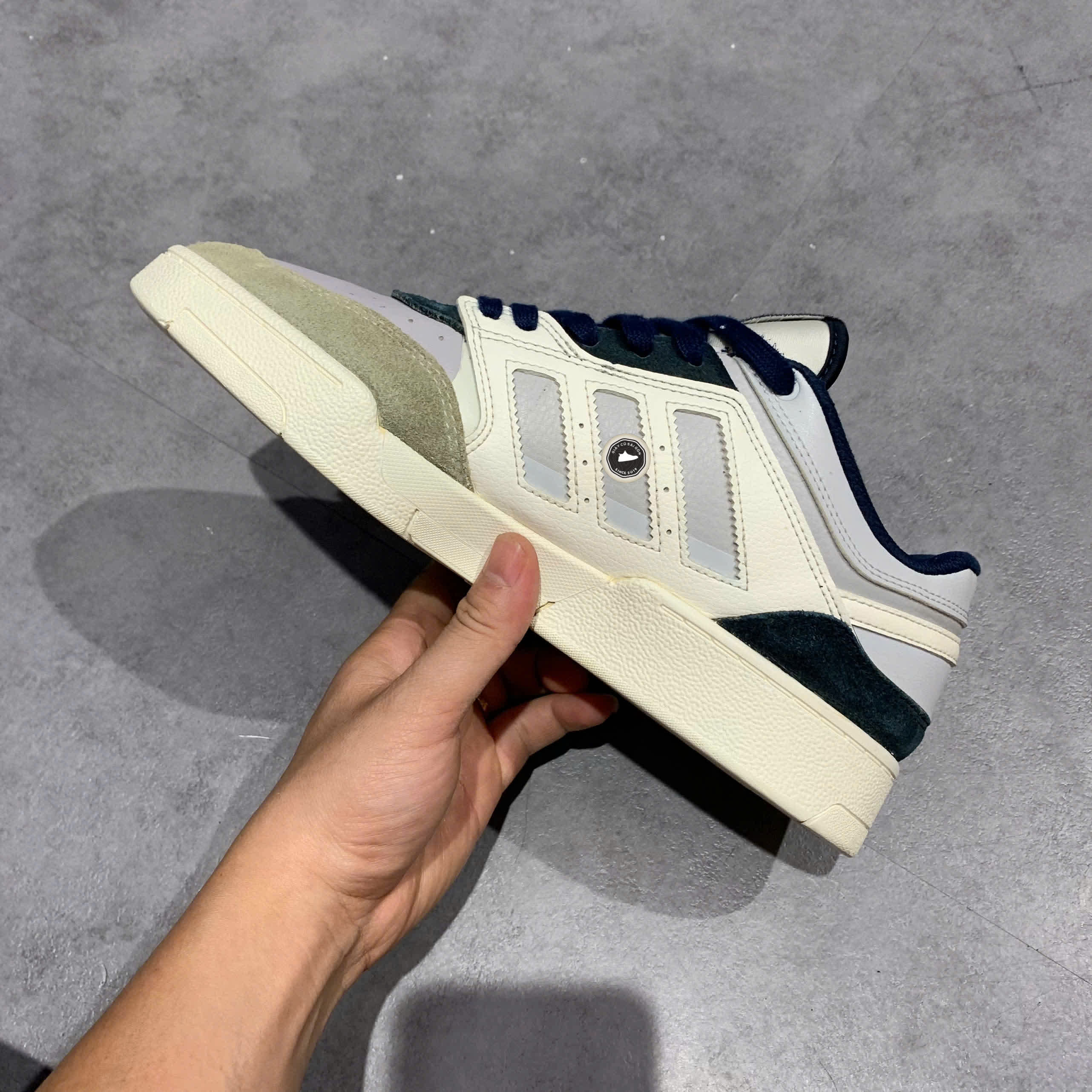 ADIDAS DROP STEP LOW ‘OFF WHITE HALO BLUE’ HQ7119 SIZE 42 GIÀY 2HAND CHÍNH HÃNG PVN19966