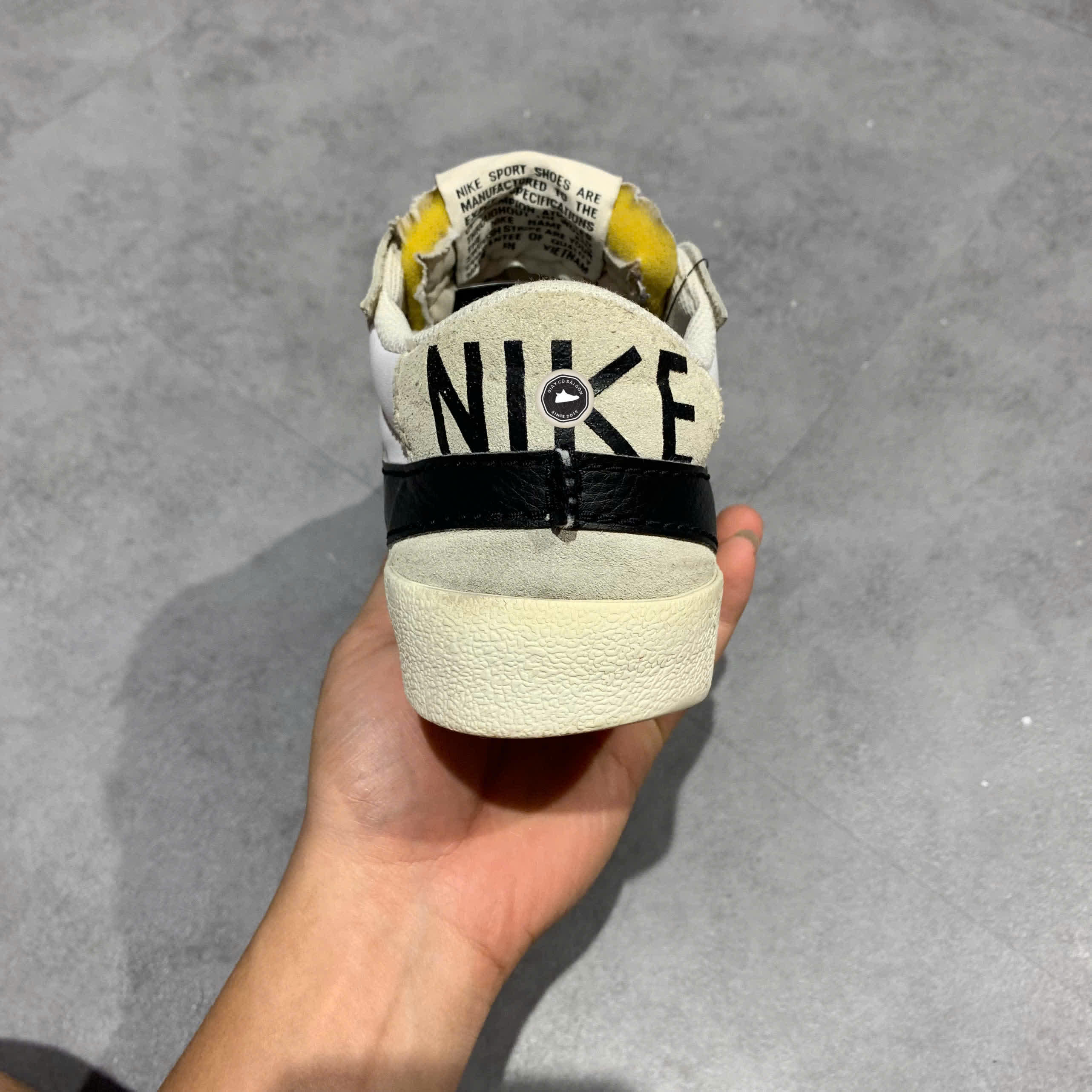 NIKE BLAZER LOW ’77 JUMBO ‘WHITE/BLACK/SAIL’ DN2158-101 SIZE 42.5 GIÀY 2HAND CHÍNH HÃNG PVN19985