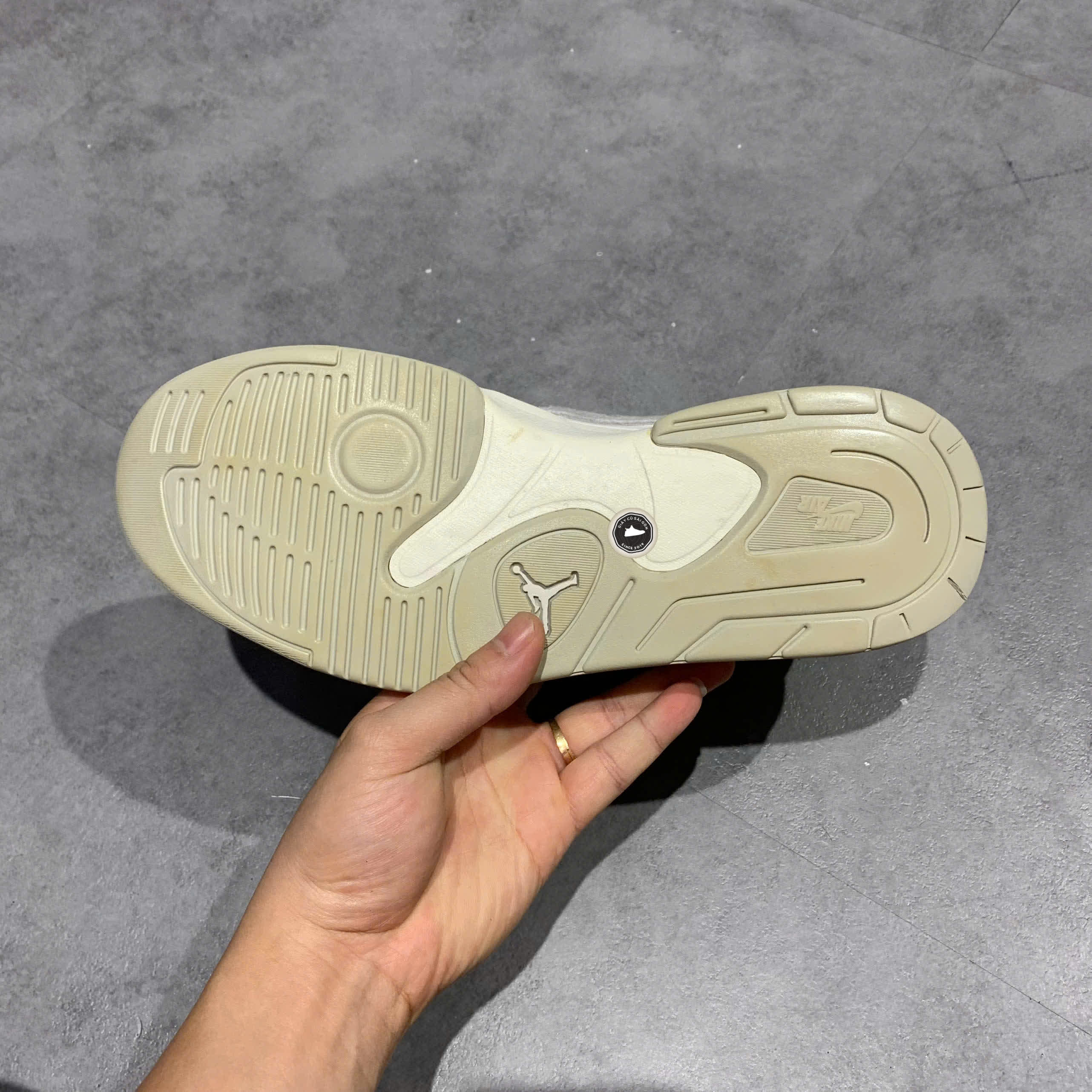 NIKE AIR FORCE 1 LOW WHITE DX4397 100 SIZE 42.5 – GIÀY 2HAND CHÍNH HÃNG