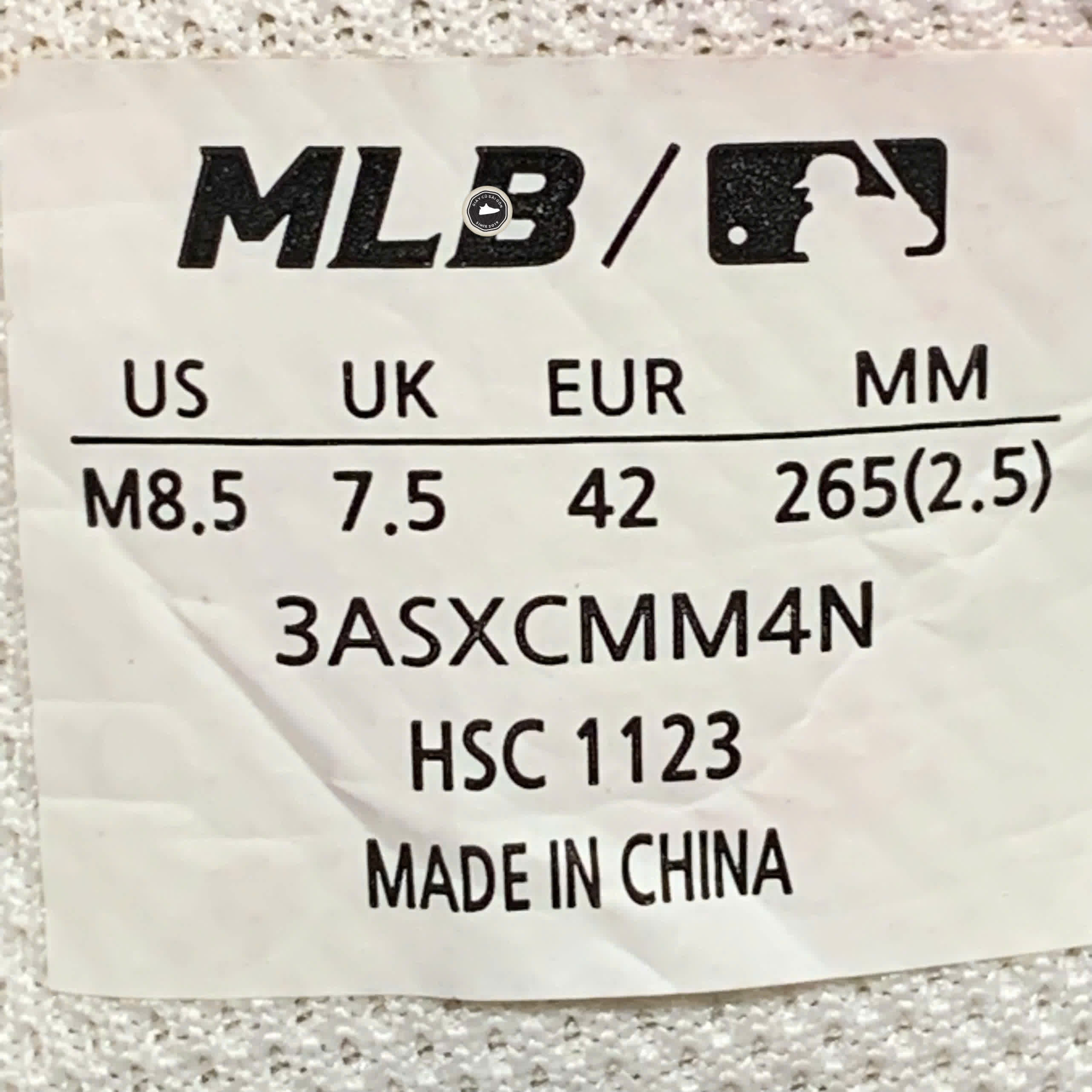 MLB CHUNKY LINER MID CLASSIC MONOGRAM NY YANKEES 3ASXCMM4N SIZE 42 GIÀY 2HAND CHÍNH HÃNG PVN19961