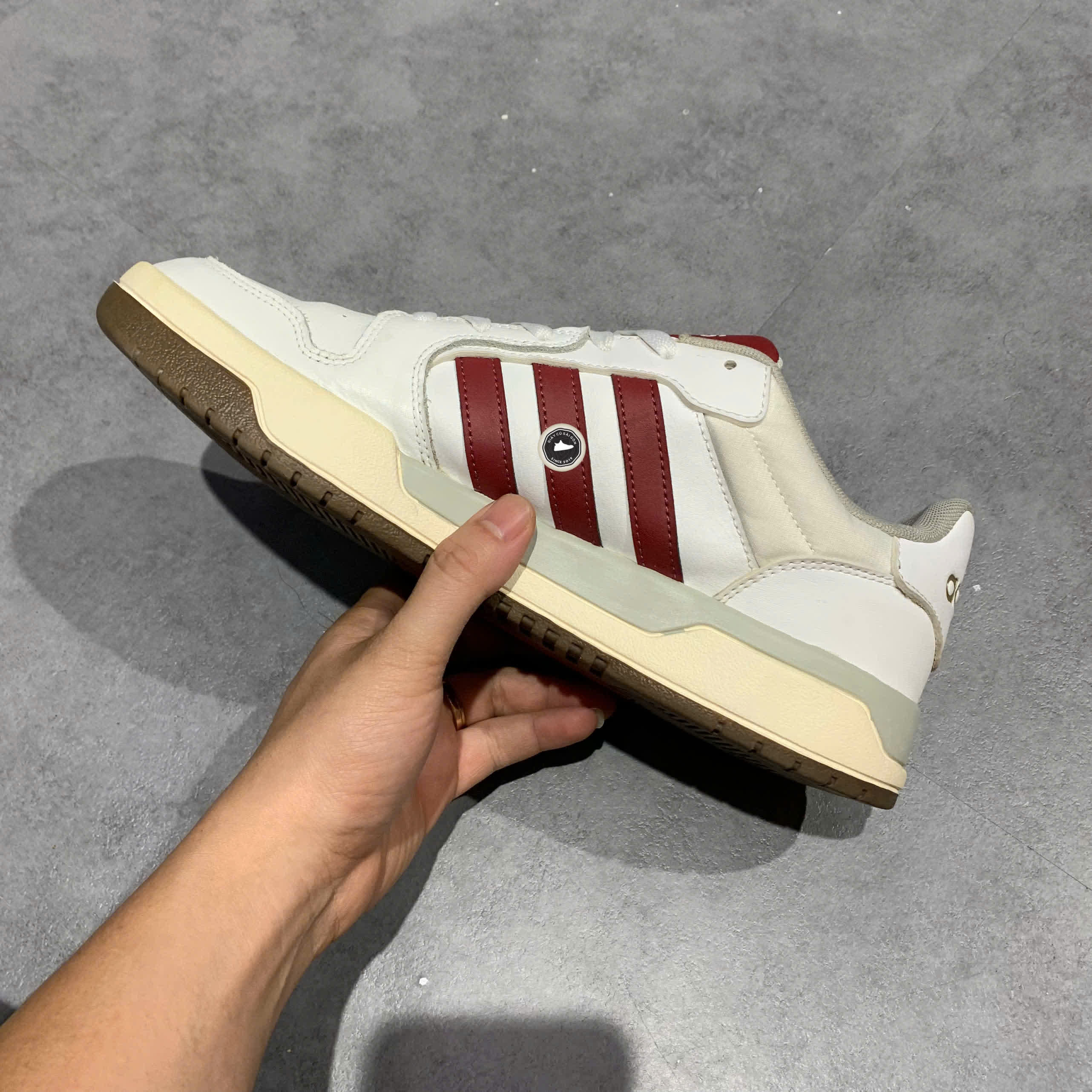 ADIDAS NEO ENTRAP ‘WHITE/RED’ FW3462 SIZE 44 2/3 GIÀY 2HAND CHÍNH HÃNG PVN19967