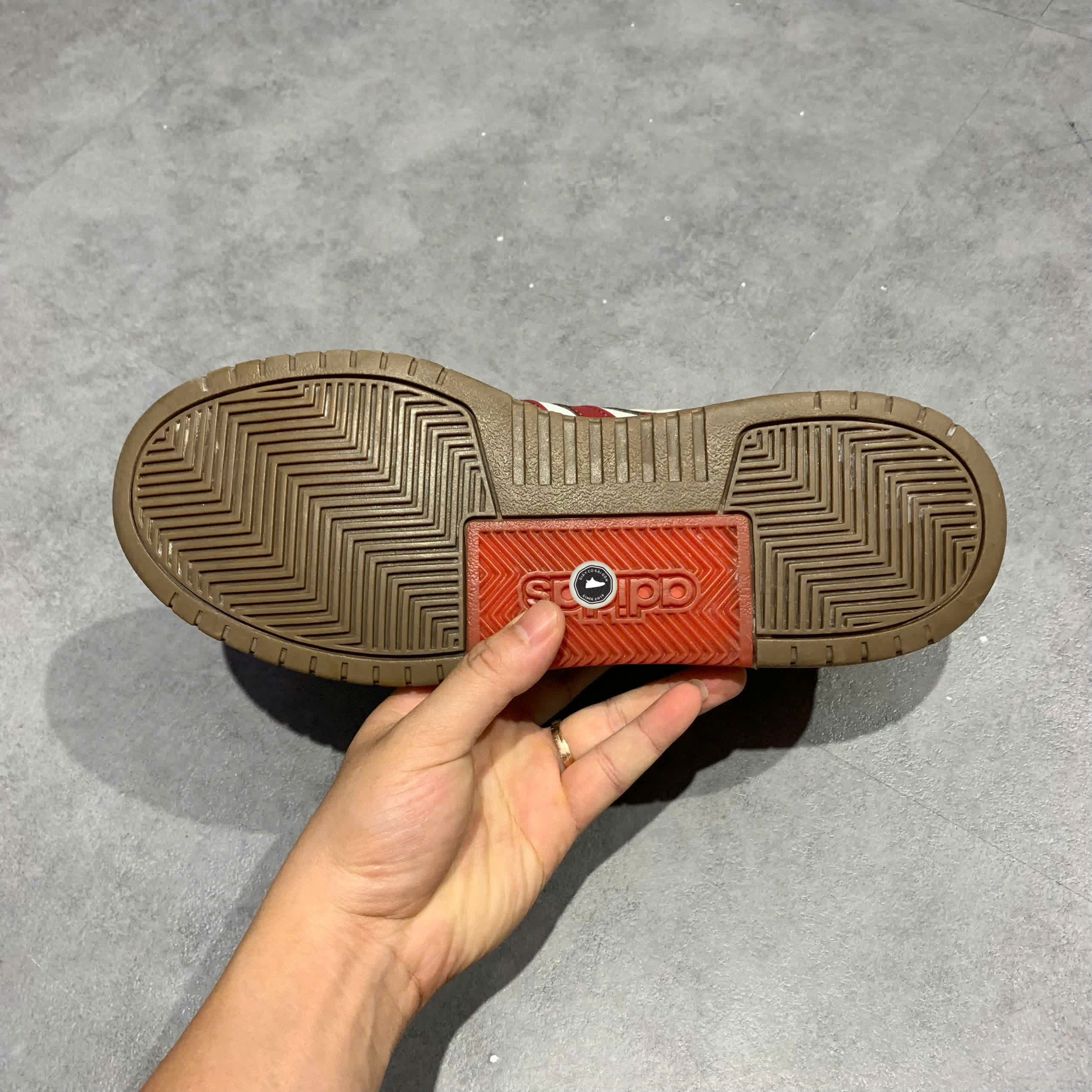 ADIDAS NEO ENTRAP ‘WHITE/RED’ FW3462 SIZE 44 2/3 GIÀY 2HAND CHÍNH HÃNG PVN19967