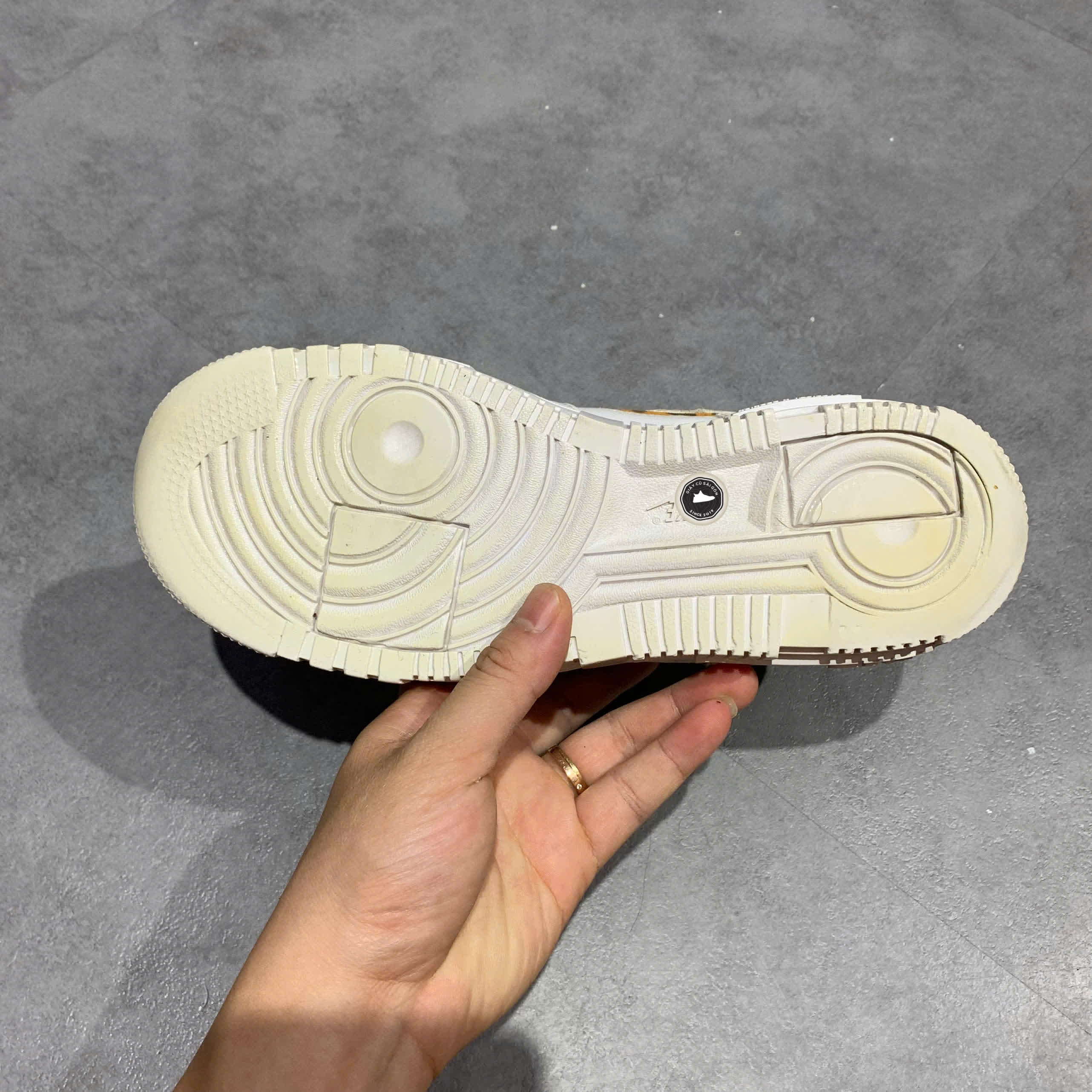 NIKE AIR FORCE 1 PIXEL SE 'LEOPARD PRINT' CV8481-100 SIZE 39 GIÀY 2HAND CHÍNH HÃNG PVN20184