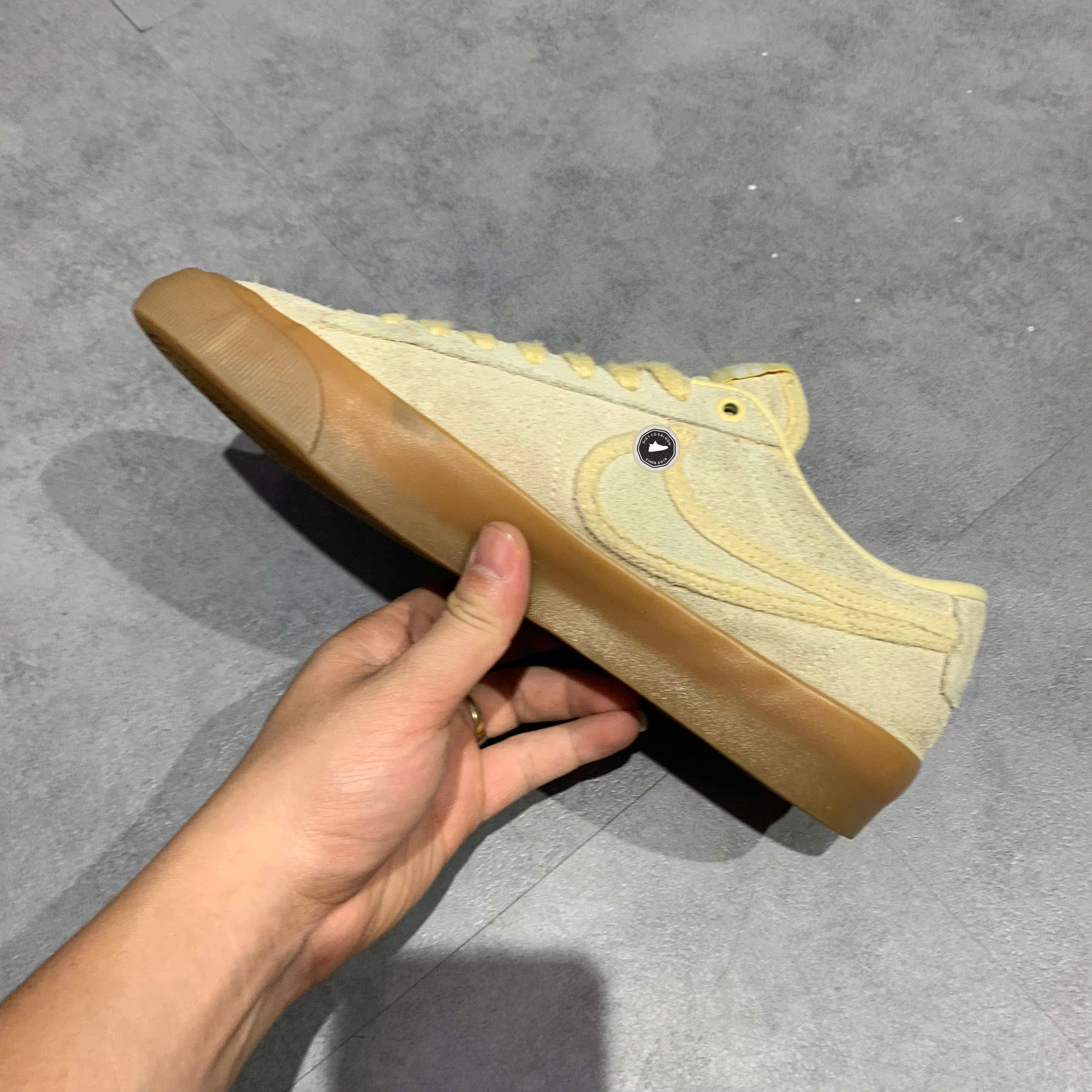 NIKE BLAZER LOW PRO GT PREMIUM SB 'PALE VANILLA GUM' FN7404-200 SIZE 40.5 GIÀY 2HAND CHÍNH HÃNG PVN20027