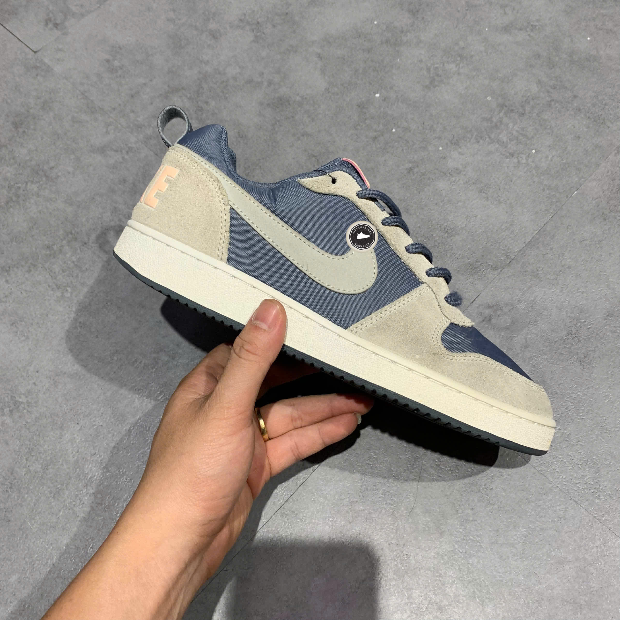 NIKE COURT BOROUGH LOW PREMIUM 'ARMORY BLUE' 861533-400 SIZE 40 GIÀY 2HAND CHÍNH HÃNG PVN20050