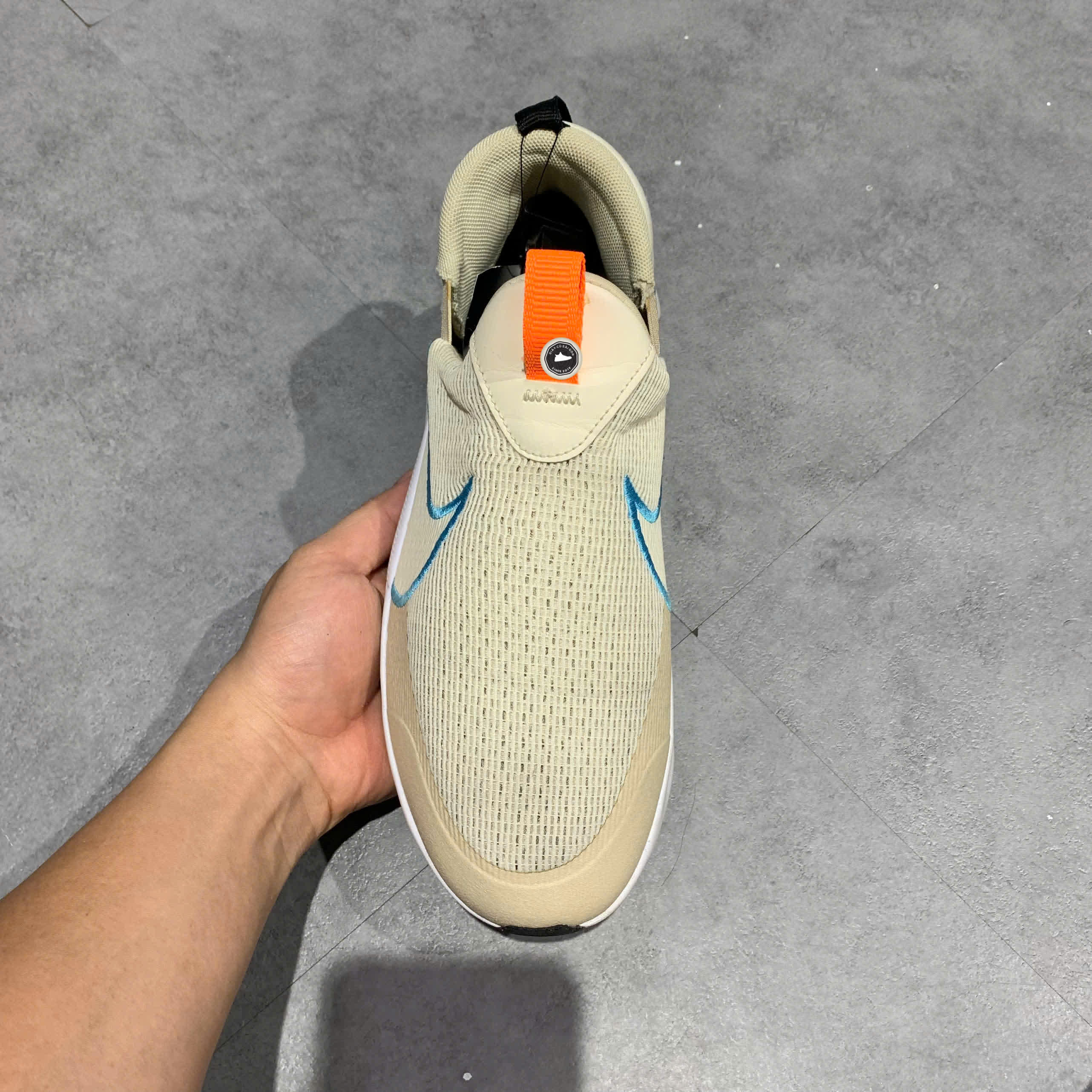 NIKE FLEX PLUS 2 LOW LIGHT IVORY BLUE FN8908-141 SIZE 40 GIÀY 2HAND CHÍNH HÃNG PVN19929
