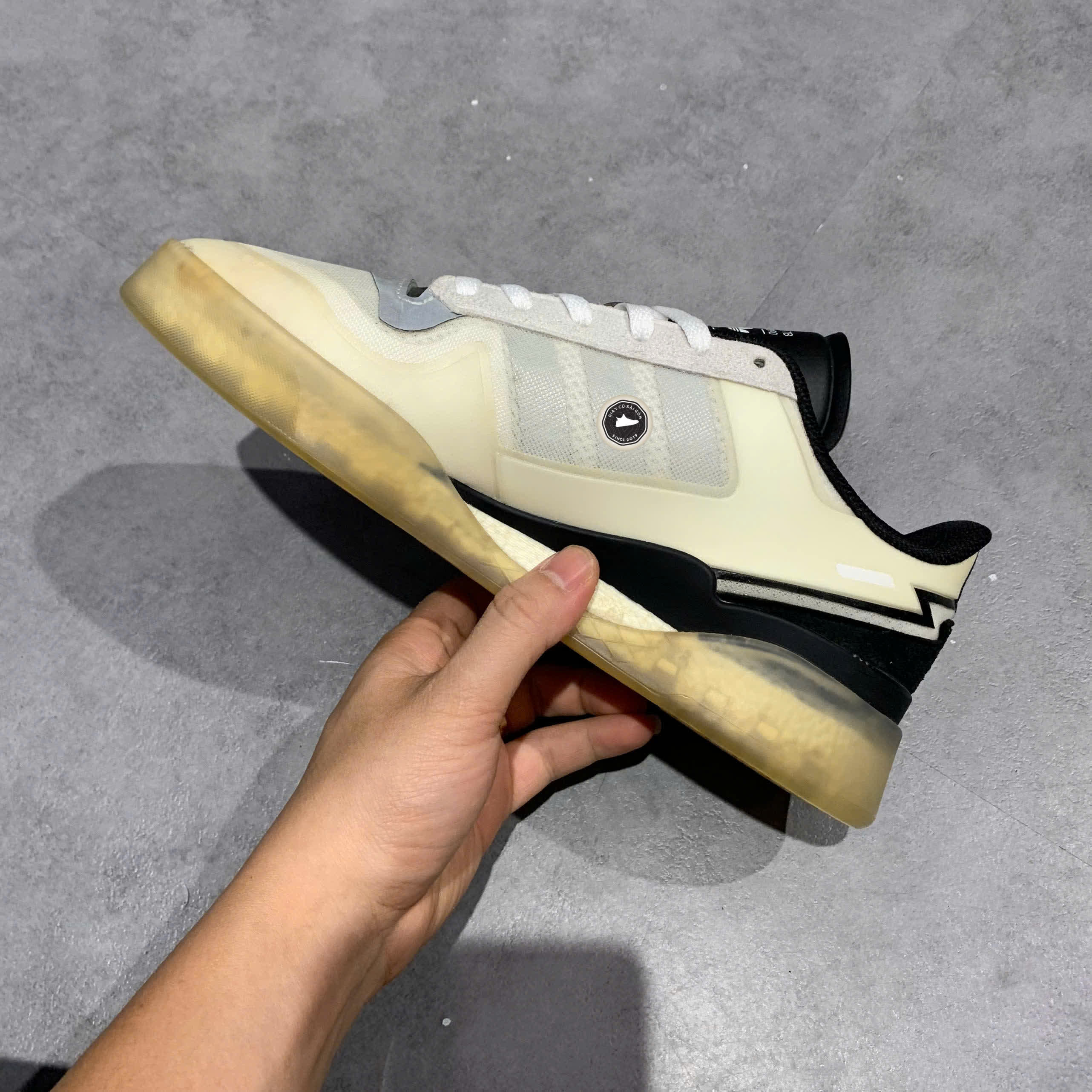 ADIDAS FORUM TECH BOOST “WHITE / BLACK” GY3572 SIZE 40 2/3 GIÀY 2HAND CHÍNH HÃNG PVN20061