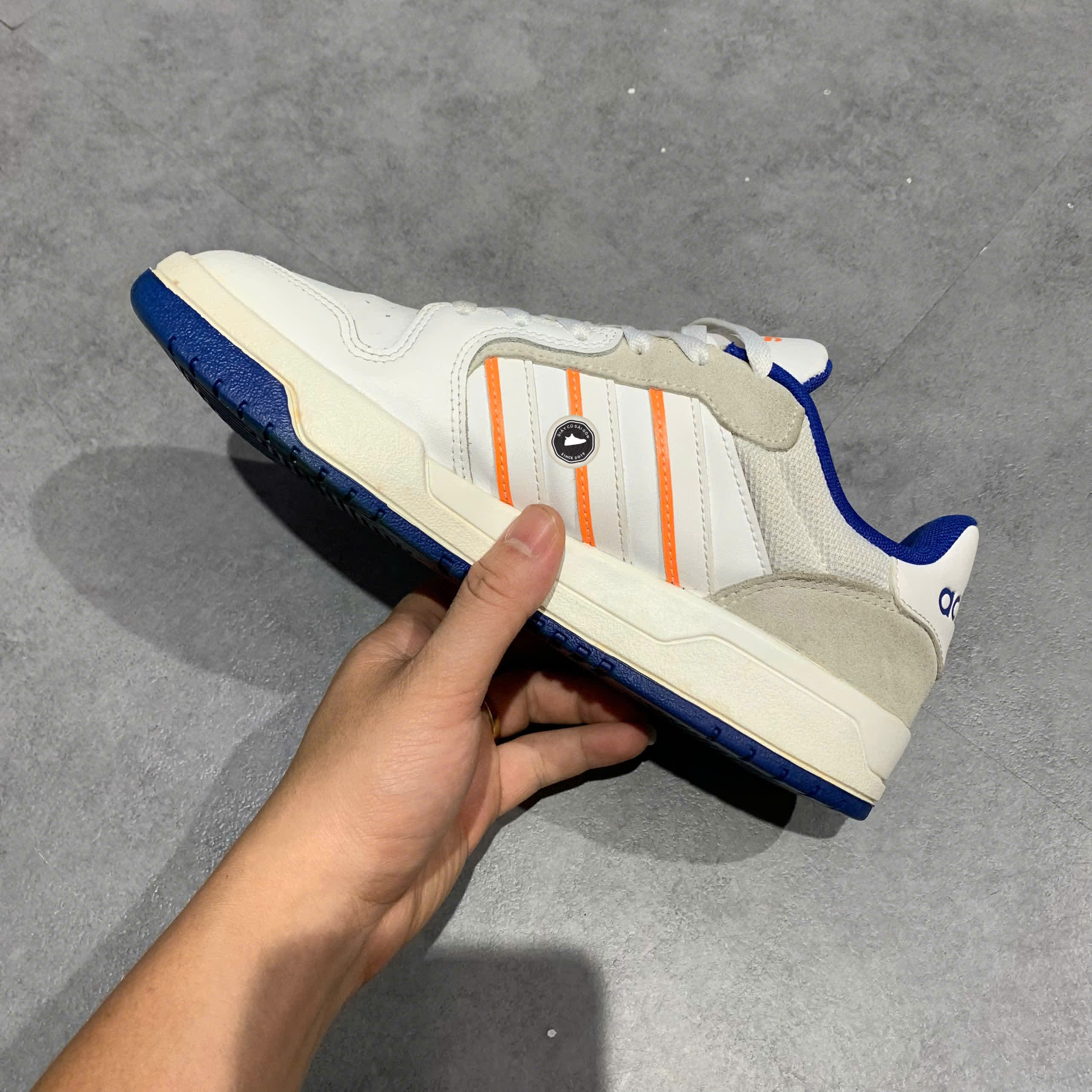 ADIDAS ENTRAP ‘WHITE SIGNAL ORANGE’ FW3465 SIZE 40 GIÀY 2HAND CHÍNH HÃNG PVN20017