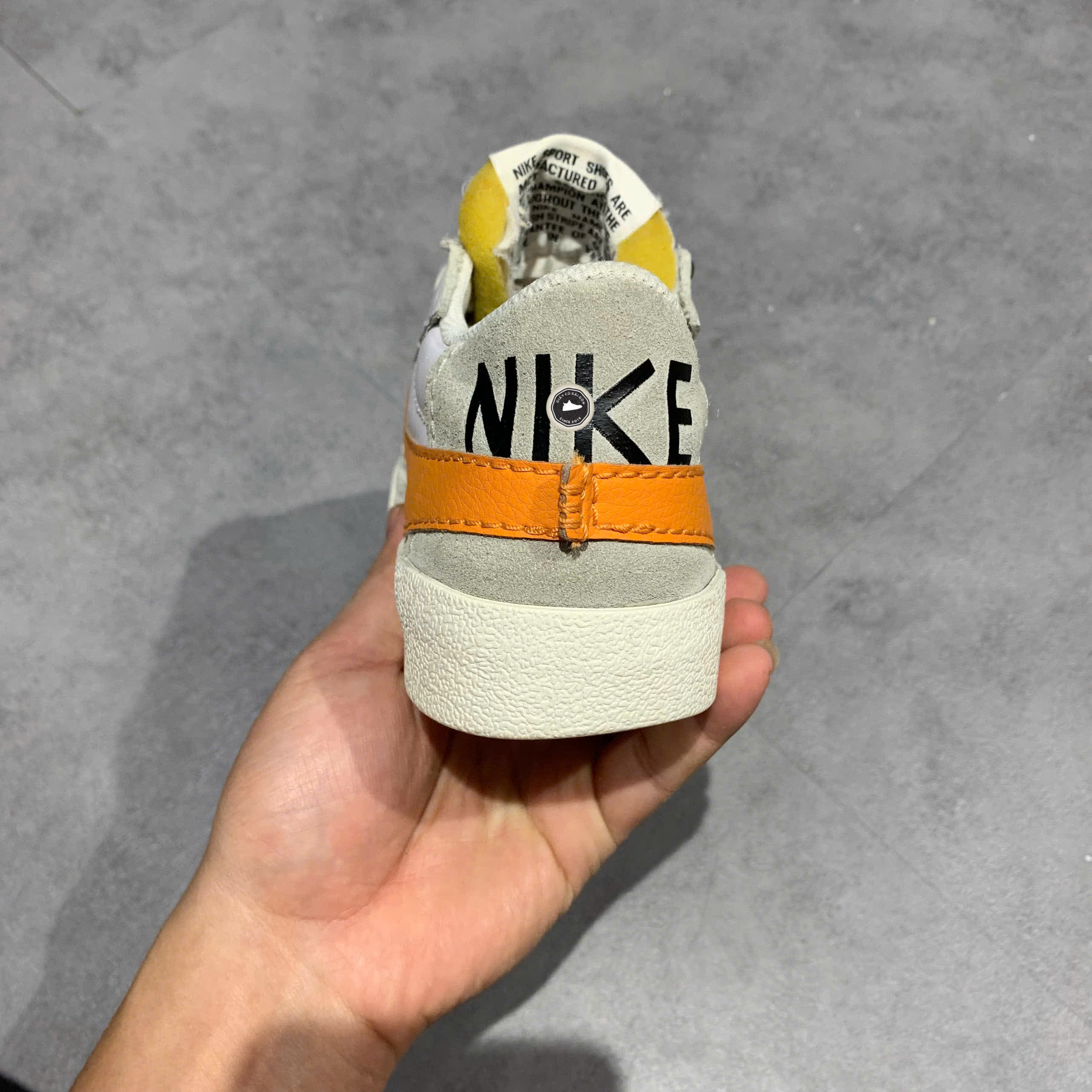 NIKE BLAZER LOW ’77 JUMBO “WHITE / ALPHA ORANGE” DN2158-100 SIZE 41 GIÀY 2HAND CHÍNH HÃNG PVN19589