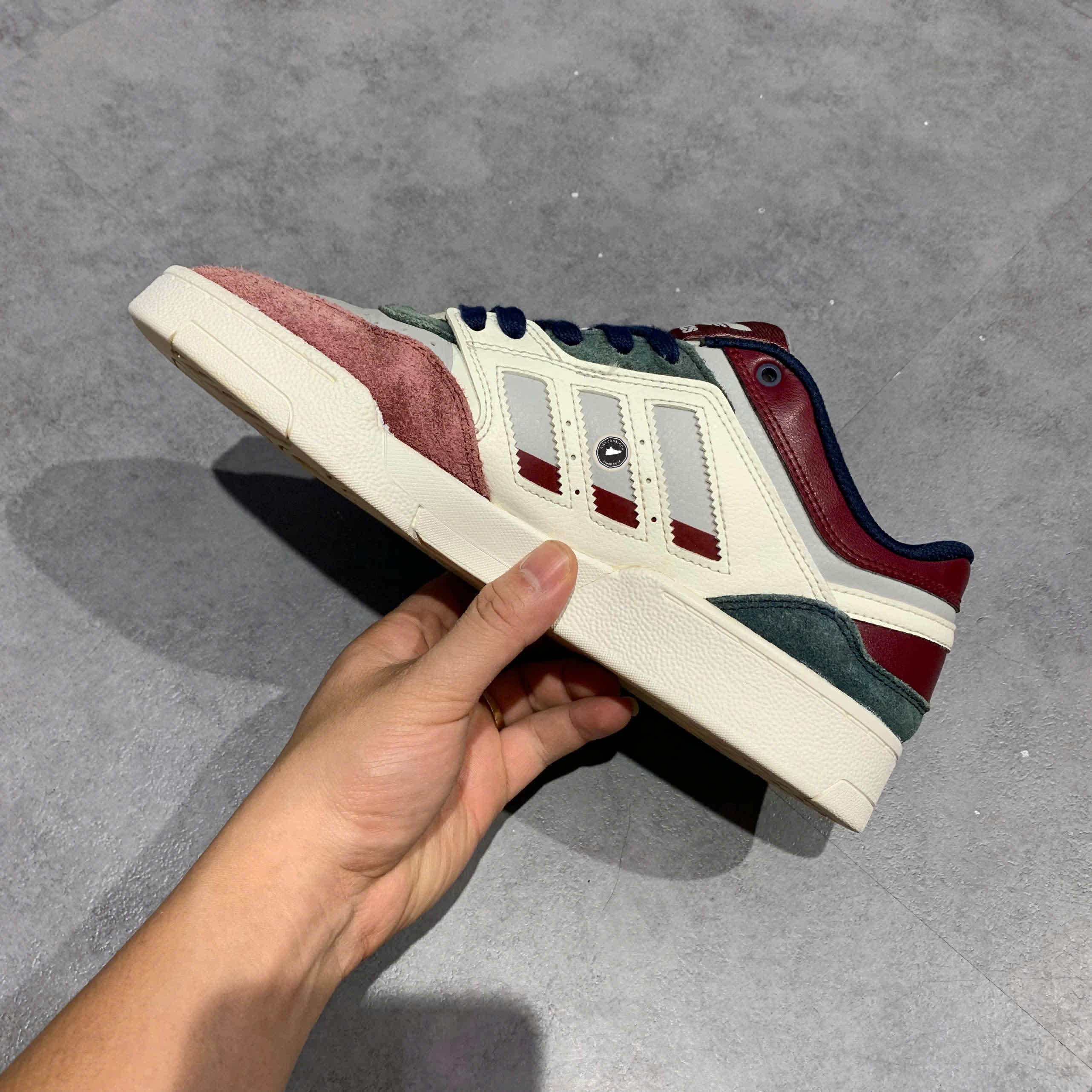 ADIDAS DROP STEP LOW DIRECTIONAL “NAVY RED” HQ7118 SIZE 41 ⅓ GIÀY 2HAND CHÍNH HÃNG PVN19951