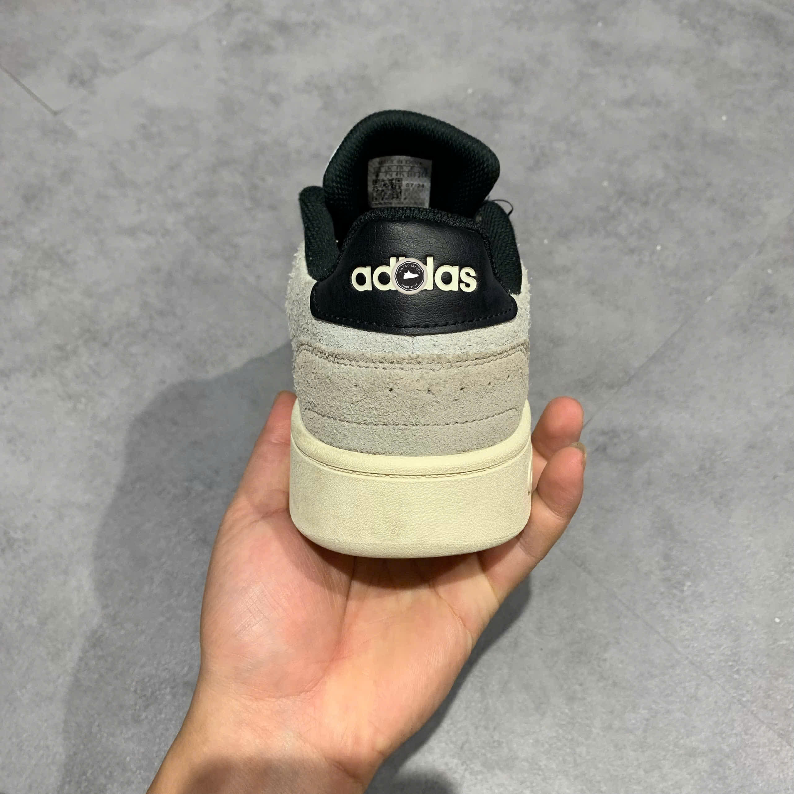 ADIDAS D-PAD CLASSIC “LIGHT BLUE / GREY” JR8327 SIZE 41 ⅓ GIÀY 2HAND CHÍNH HÃNG PVN19987