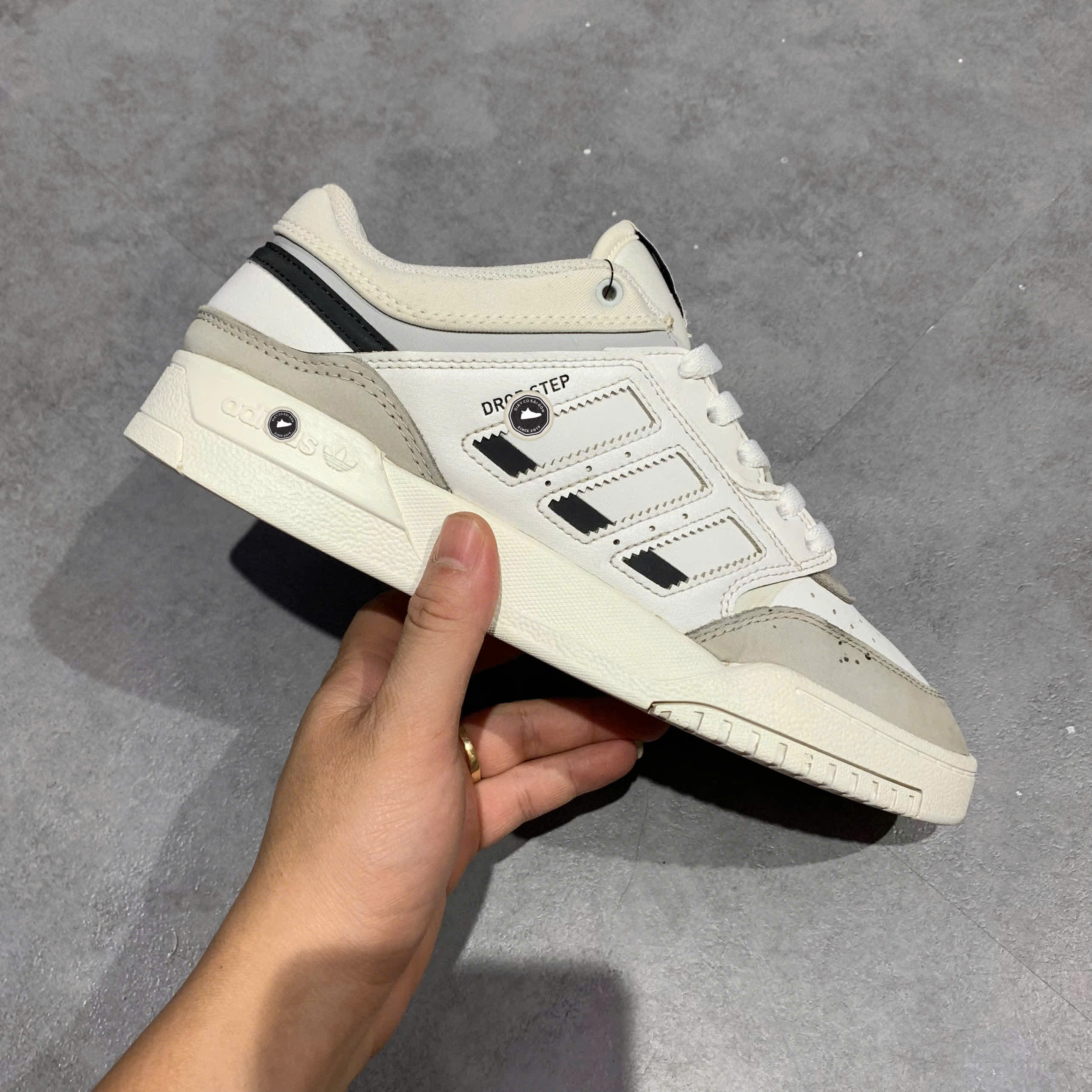 ADIDAS DROP STEP “WHITE / GREY” GV9294 SIZE 41 ⅓ GIÀY 2HAND CHÍNH HÃNG PVN19947