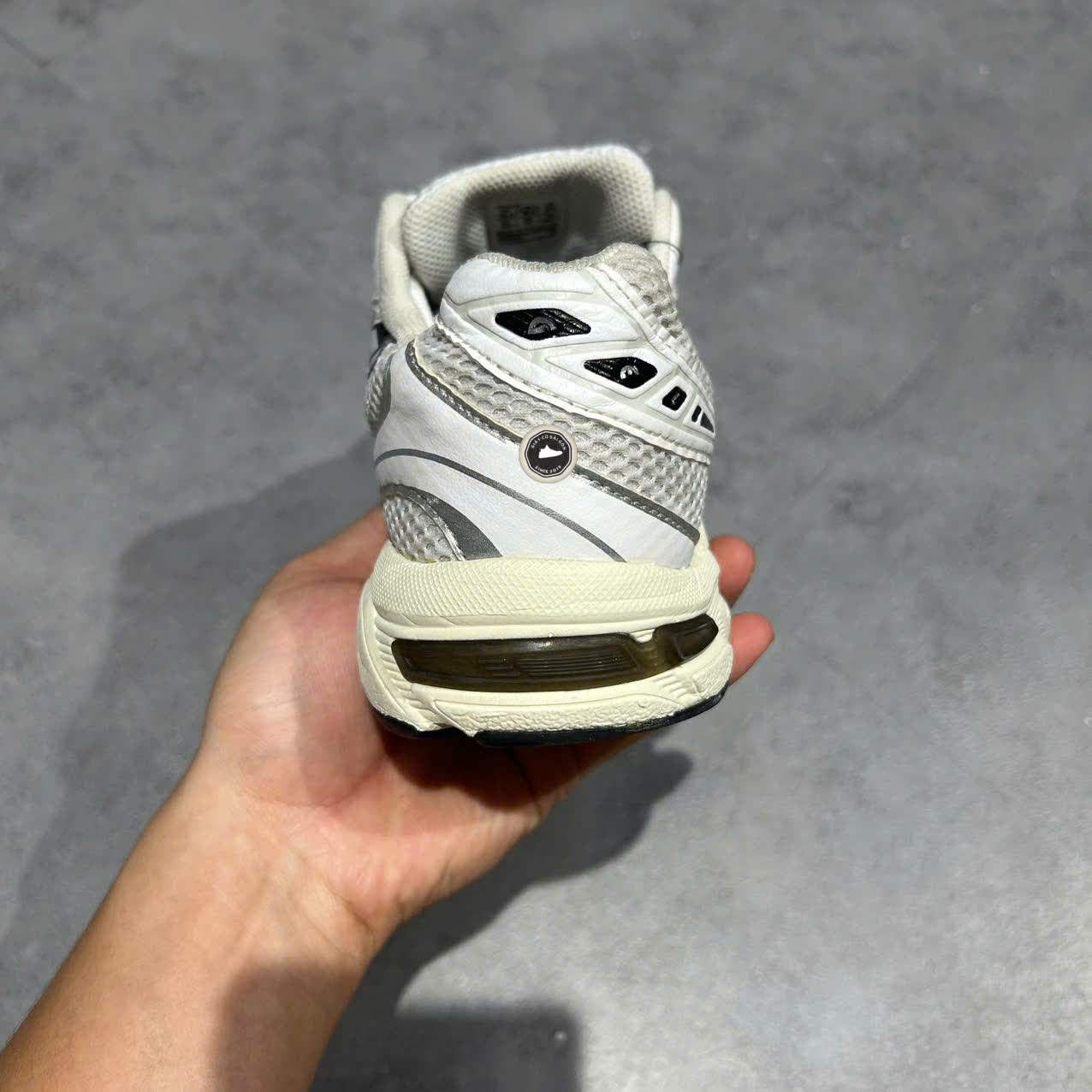 ASICS GEL-1130 1201A256 SIZE 39.5 Giày 2hand chính hãng PVN20280