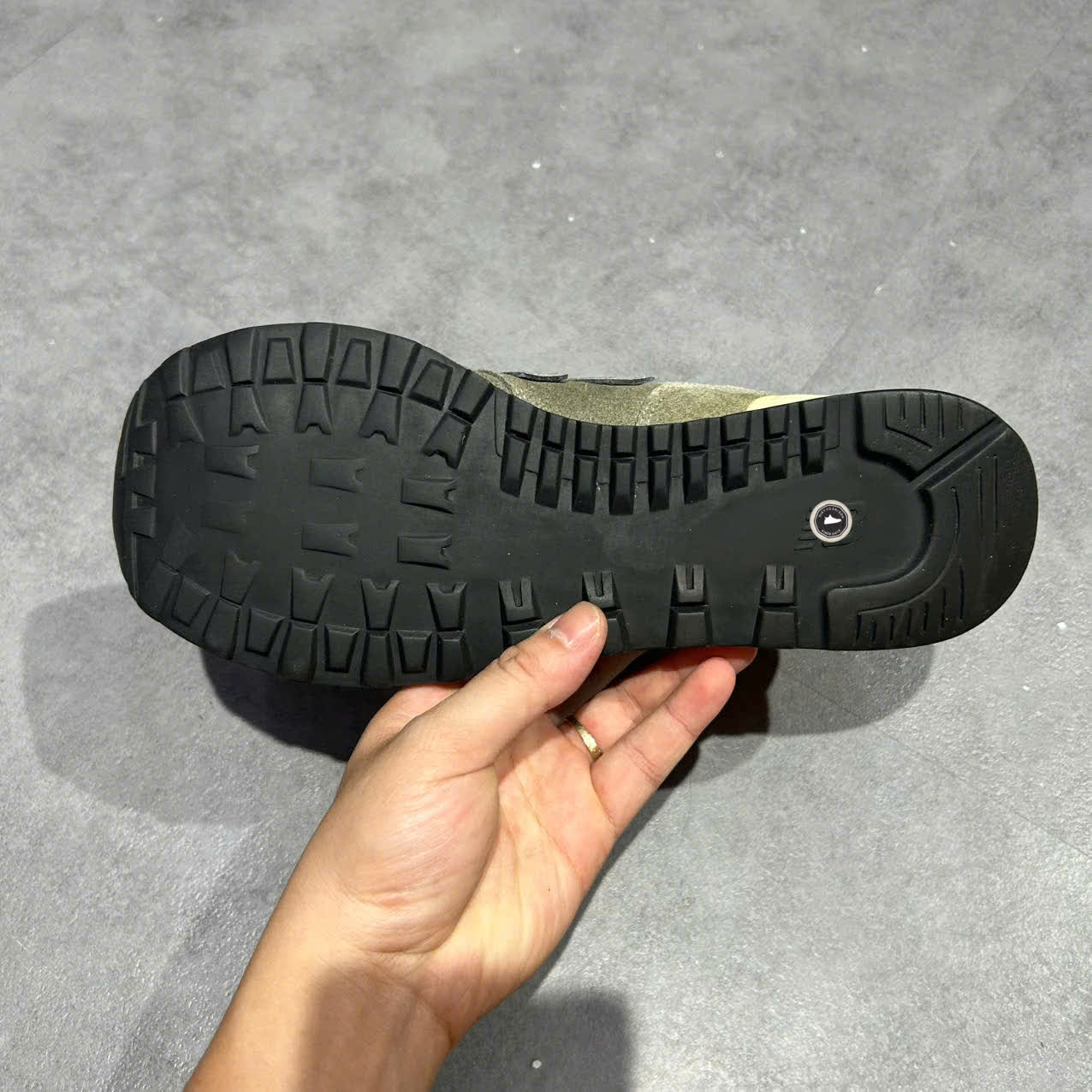 NEW BALANCE 574 ‘GREY SKY BLUE’ ML574BA2 SIZE 41.5 GIÀY 2HAND CHÍNH HÃNG PVN20366