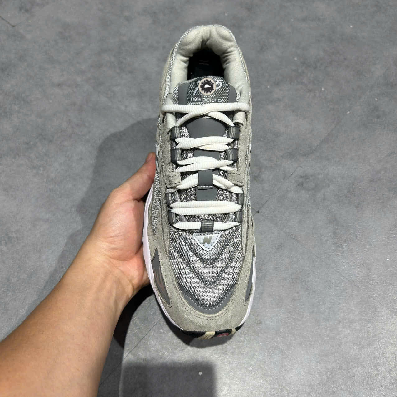 NEW BALANCE 725 ‘GREY’ ML725P SIZE 40 GIÀY 2HAND CHÍNH HÃNG PVN20361