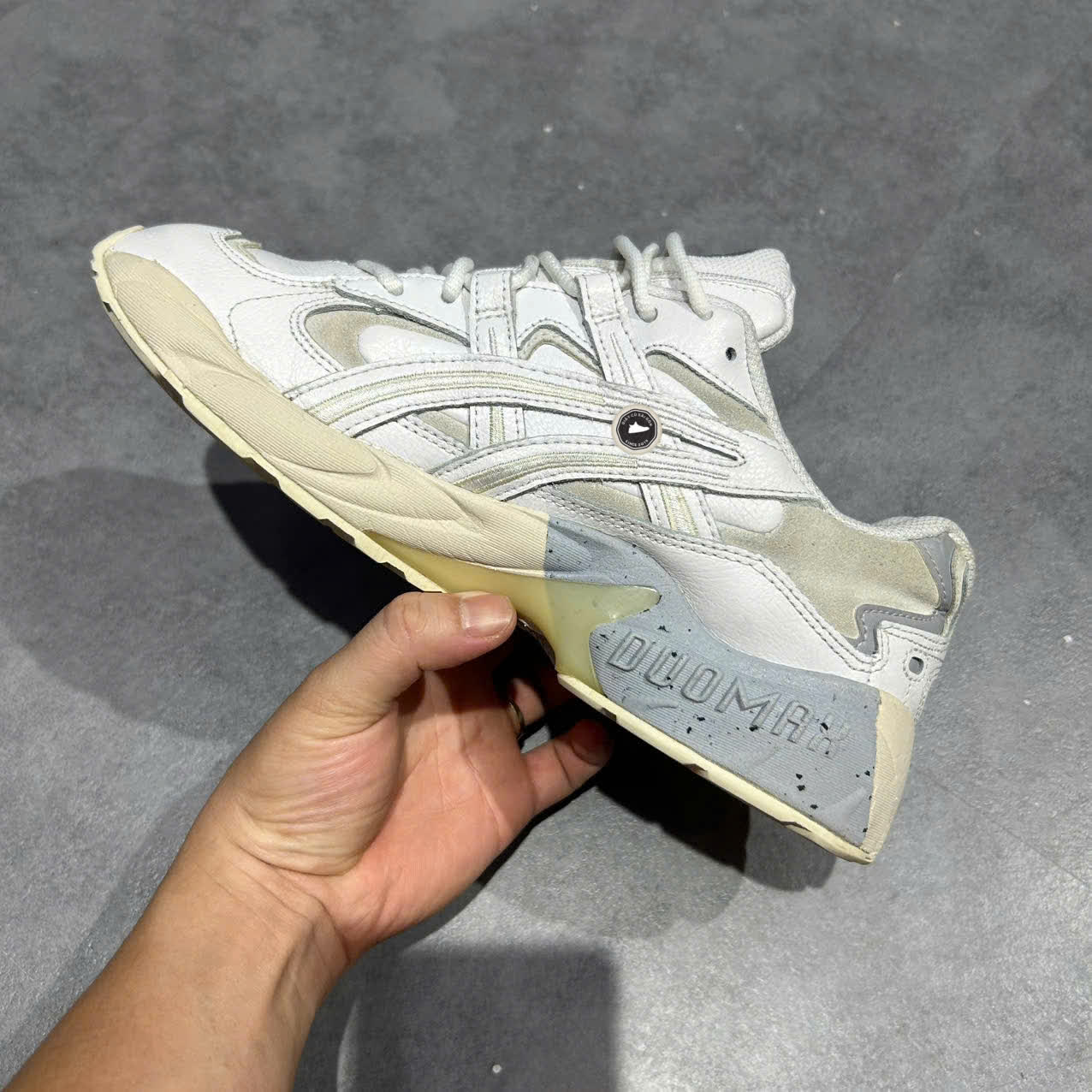 ASICS GEL-KAYANO 5 ‘OFF WHITE’ 1191A147 SIZE 40.5 GIÀY 2HAND CHÍNH HÃNG PVN20266