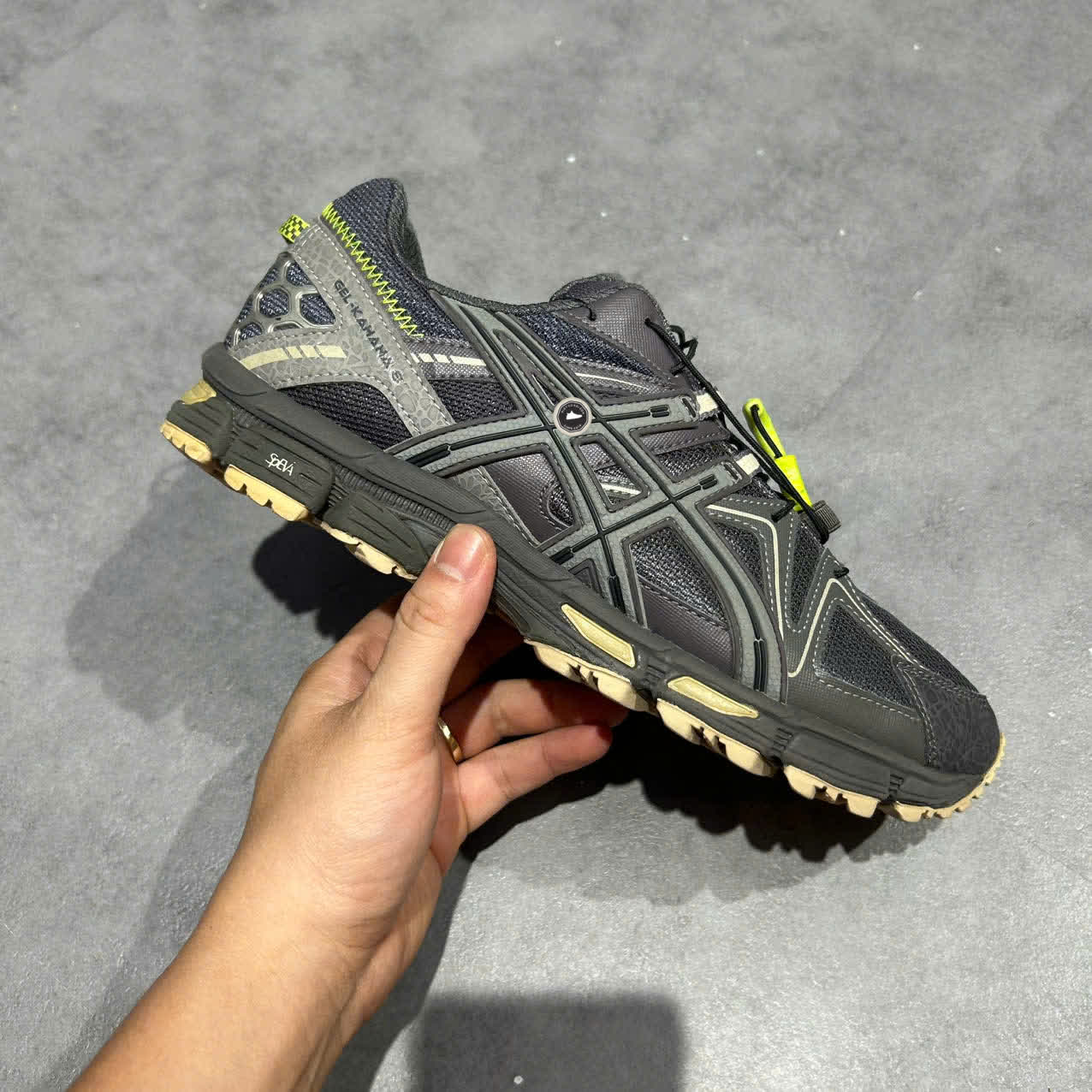 ASICS GEL KAHANA 8 ‘GRAPHITE GREY / SHEET ROCK’ 1011B387 SIZE 41.5 GIÀY 2HAND CHÍNH HÃNG PVN20294