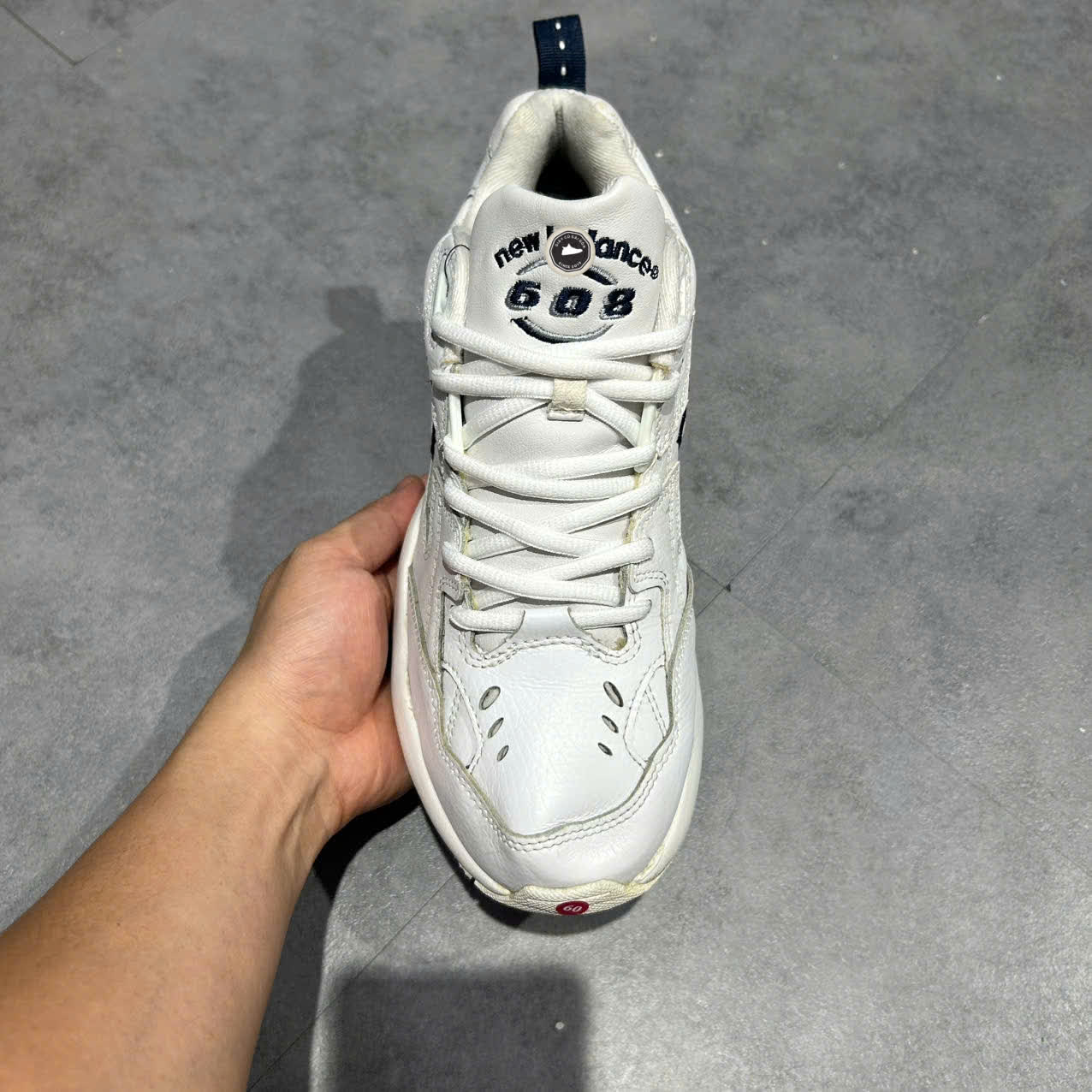 NEW BALANCE 608 ‘WHITE NAVY’ WX608WT SIZE 40.5 GIÀY 2HAND CHÍNH HÃNG PVN20374