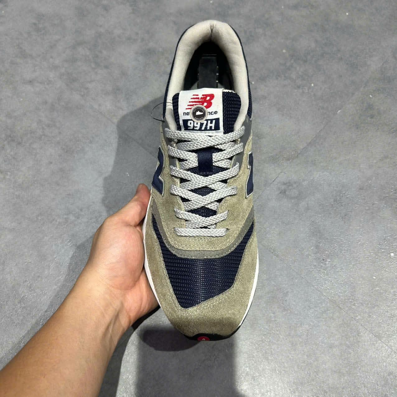 New Balance 997H ‘Team Away Grey’ – CM997HCJ SIZE 41.5 Giày 2hand chính hãng PVN20311