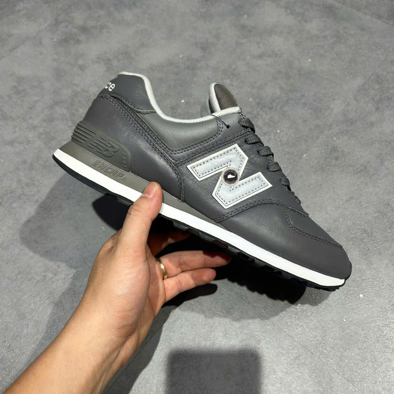 New Balance 574 ‘Grey’ – ML574LPC SIZE 41.5 Giày 2hand chính hãng PVN20364