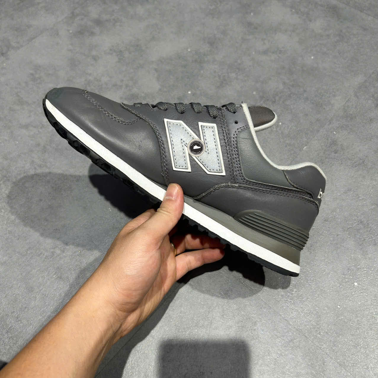 New Balance 574 ‘Grey’ – ML574LPC SIZE 41.5 Giày 2hand chính hãng PVN20364
