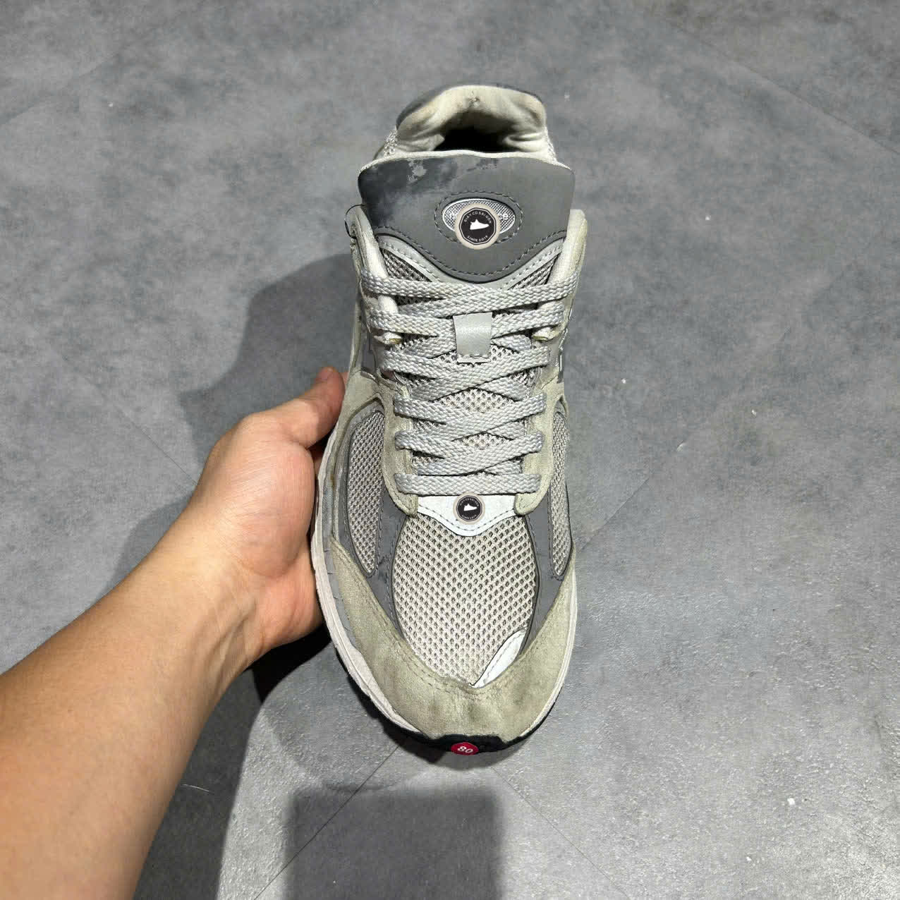 NEW BALANCE 2002R 'GREY' ML2002R0 SIZE 42.5 GIÀY 2HAND CHÍNH HÃNG PVN20331