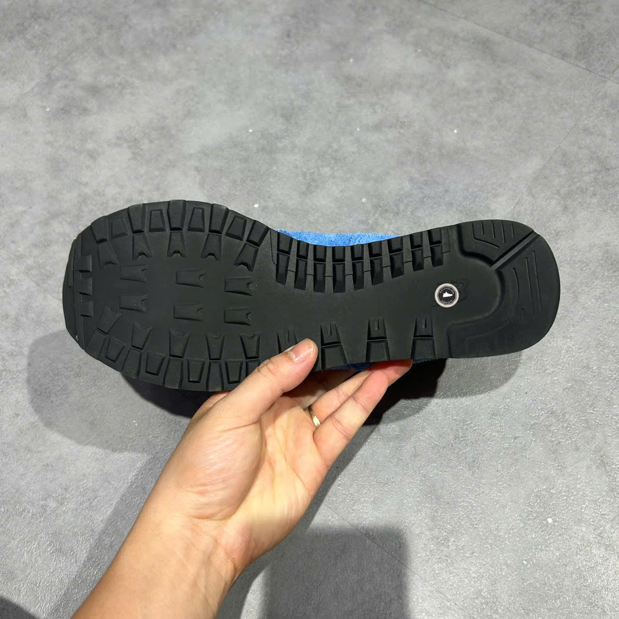 NEW BALANCE 574 ‘BLUE WHITE’ U574WL2 SIZE 42.5 GIÀY 2HAND CHÍNH HÃNG PVN20353